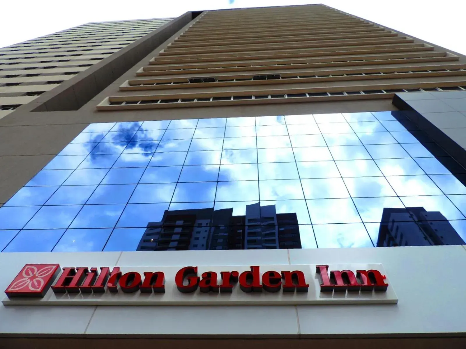 Facade/entrance in Hilton Garden Inn Santo Andre Facade/entrance in Hilton Garden Inn Santo Andre