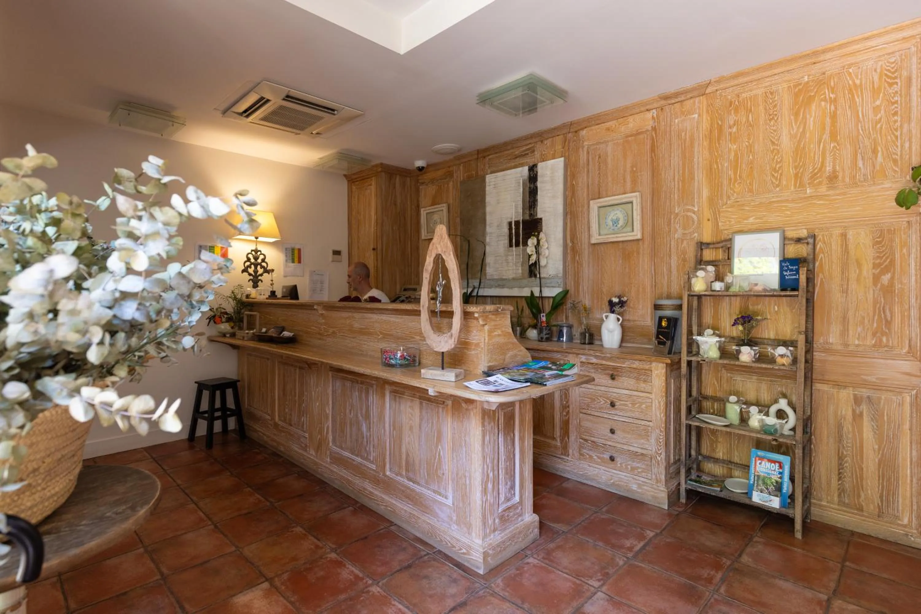 Lobby or reception in Le Moulin de Mitou