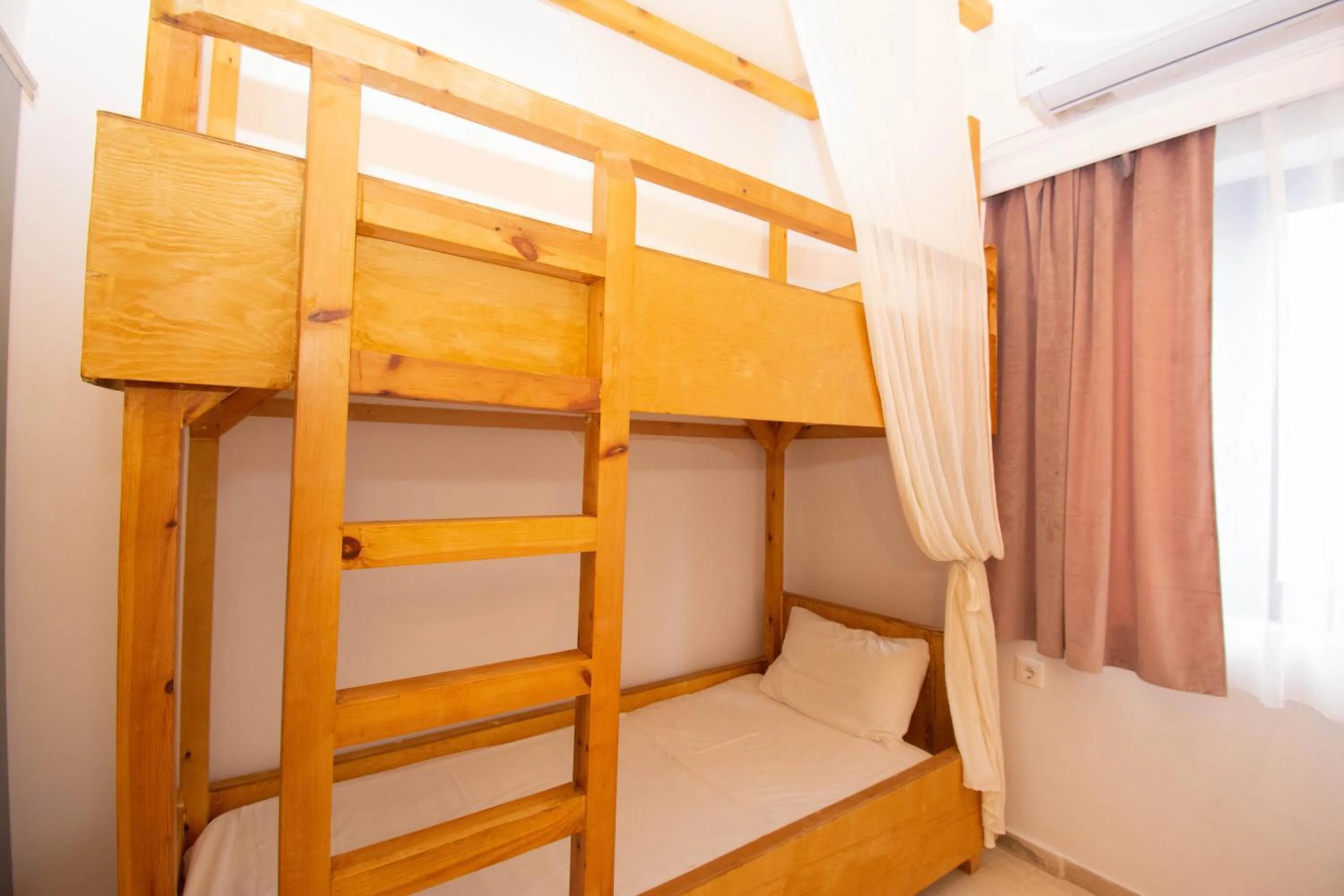 OV Suites "by Checkin"