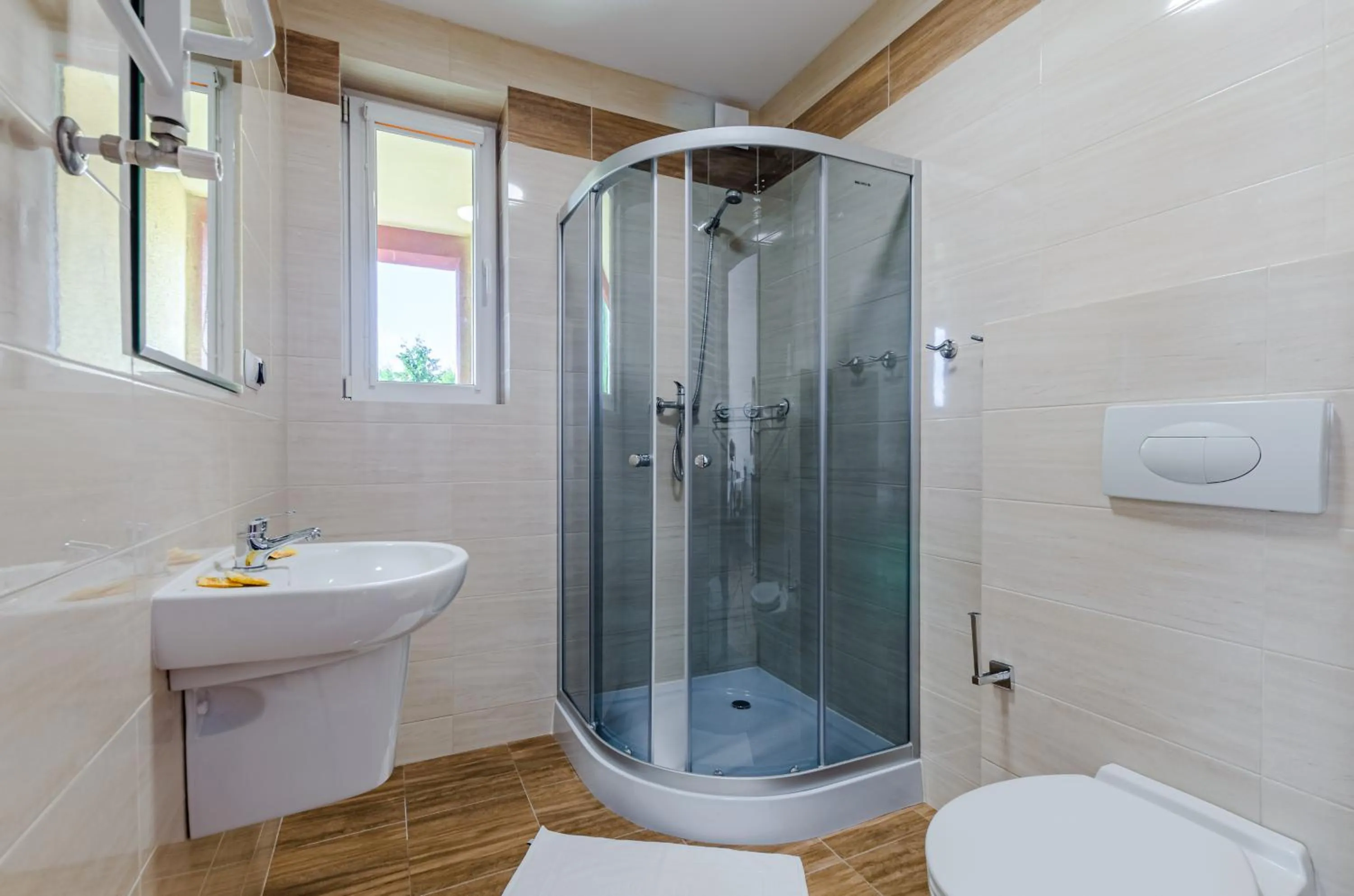 RAMZES-pokoje z balkonami,parking,Blisko do plaży Ustka