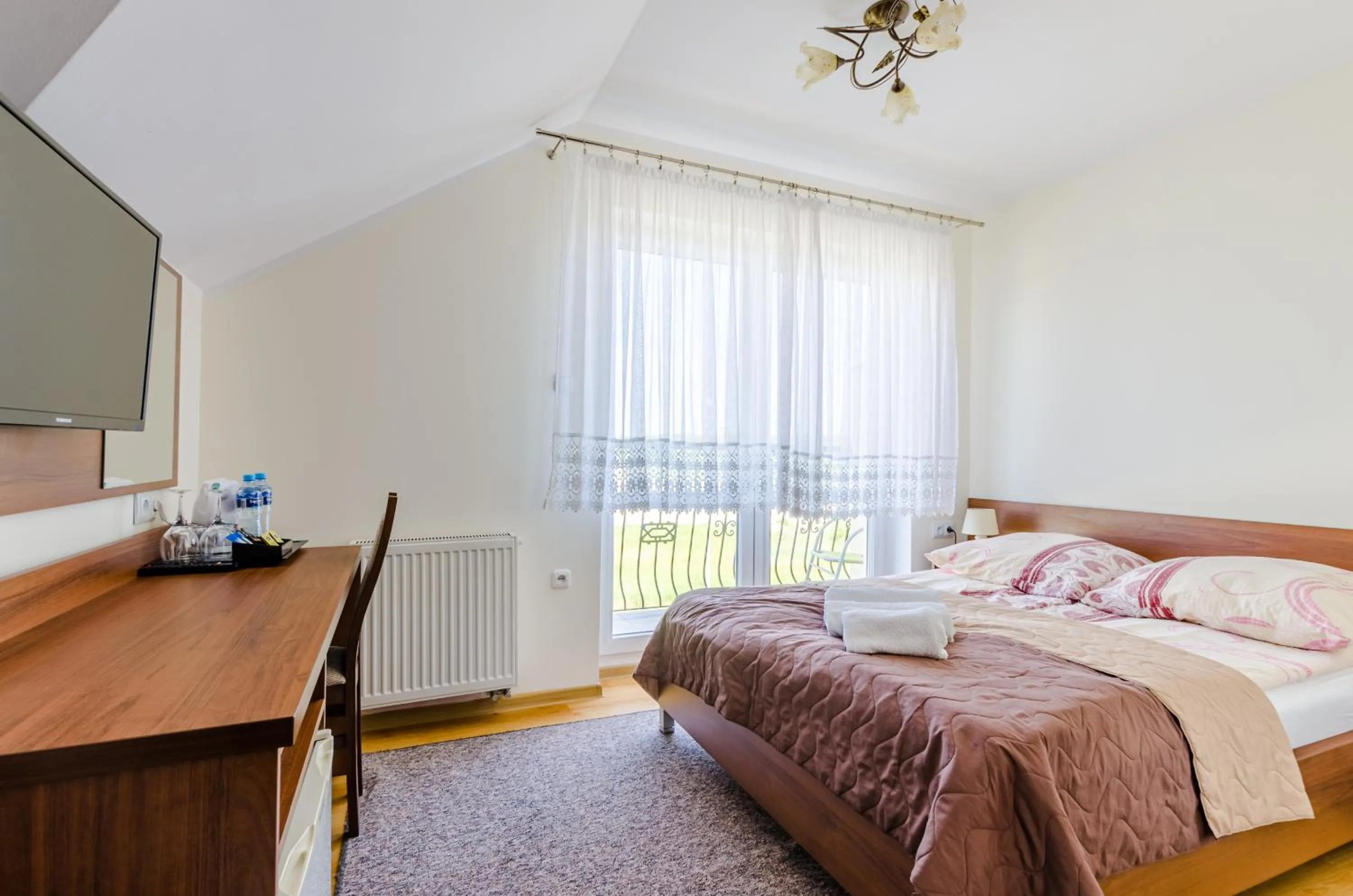 Bed in RAMZES-pokoje z balkonami,parking,Blisko do plaży Ustka