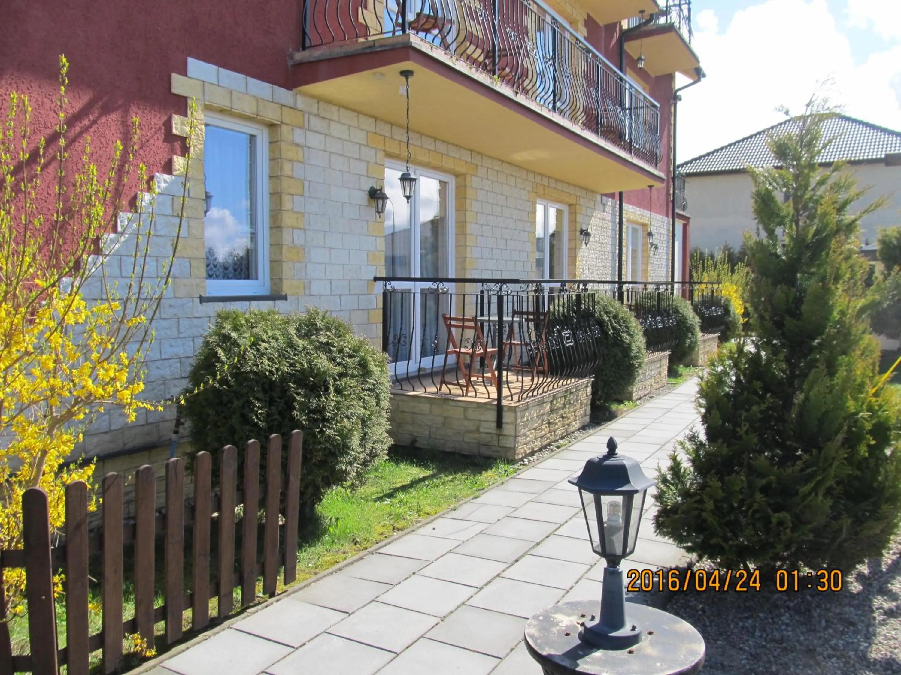 Property building in RAMZES-pokoje z balkonami,parking,Blisko do plaży Ustka