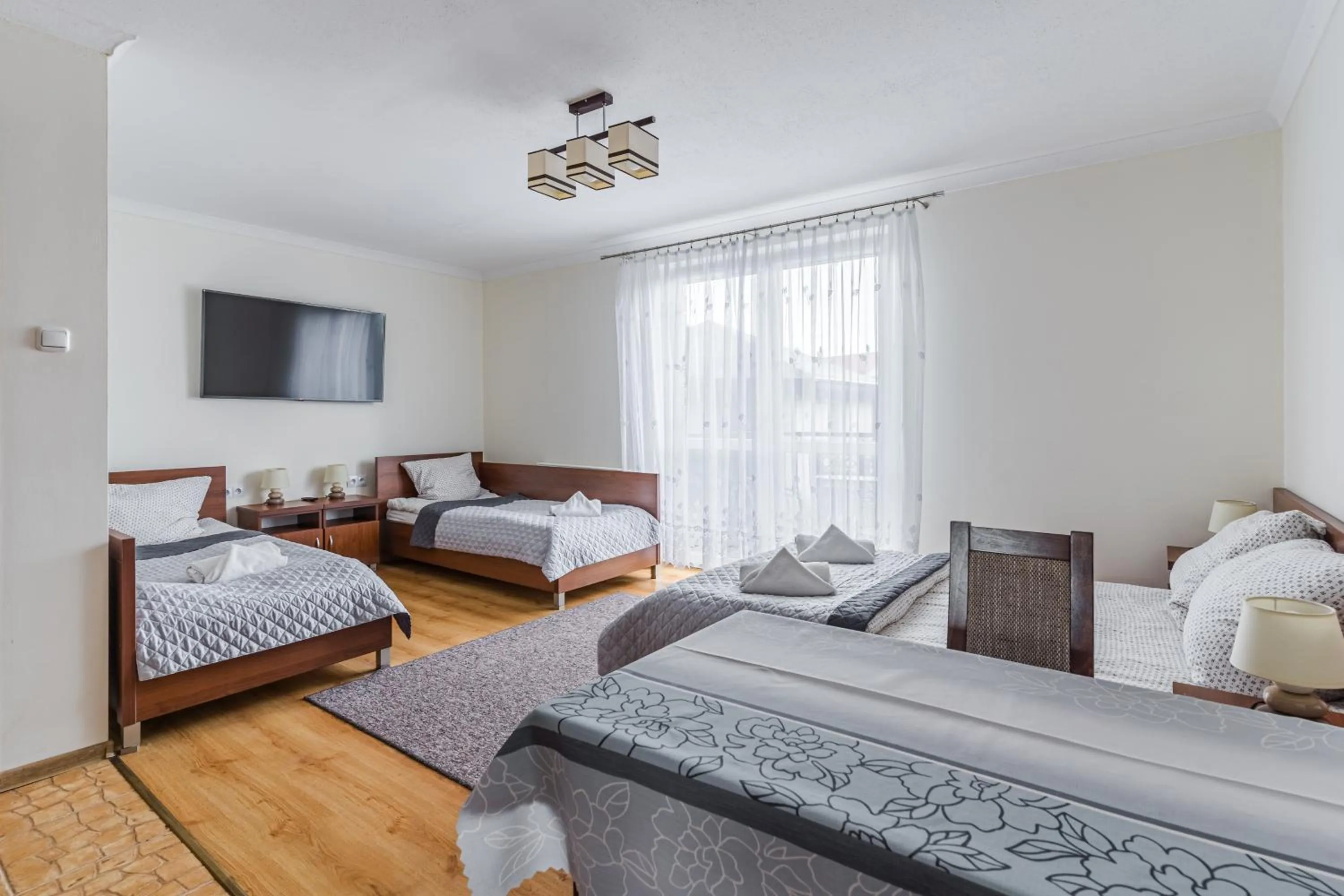 Bed in RAMZES-pokoje z balkonami,parking,Blisko do plaży Ustka