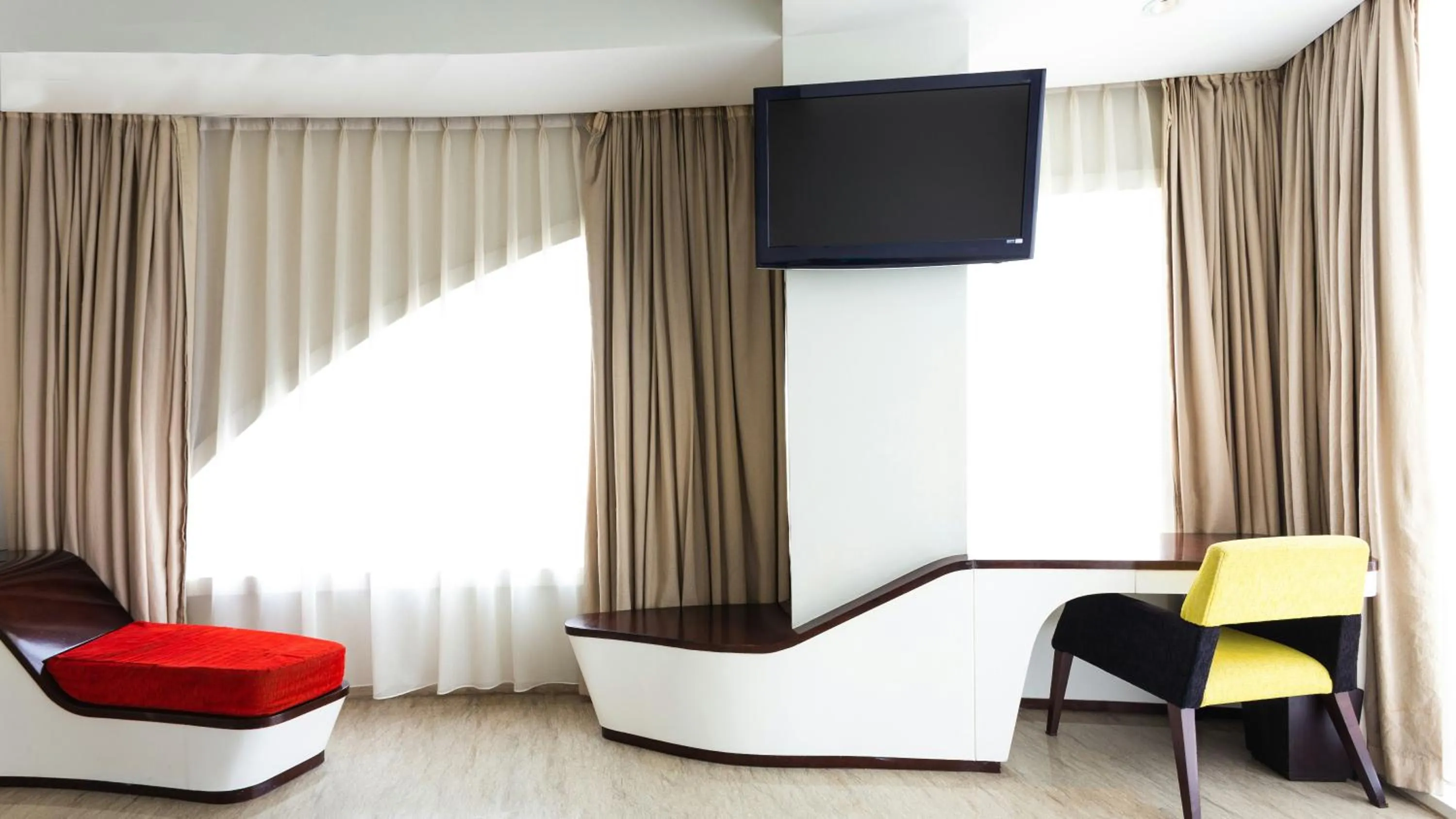 TV and multimedia in Sensa Hotel Bandung