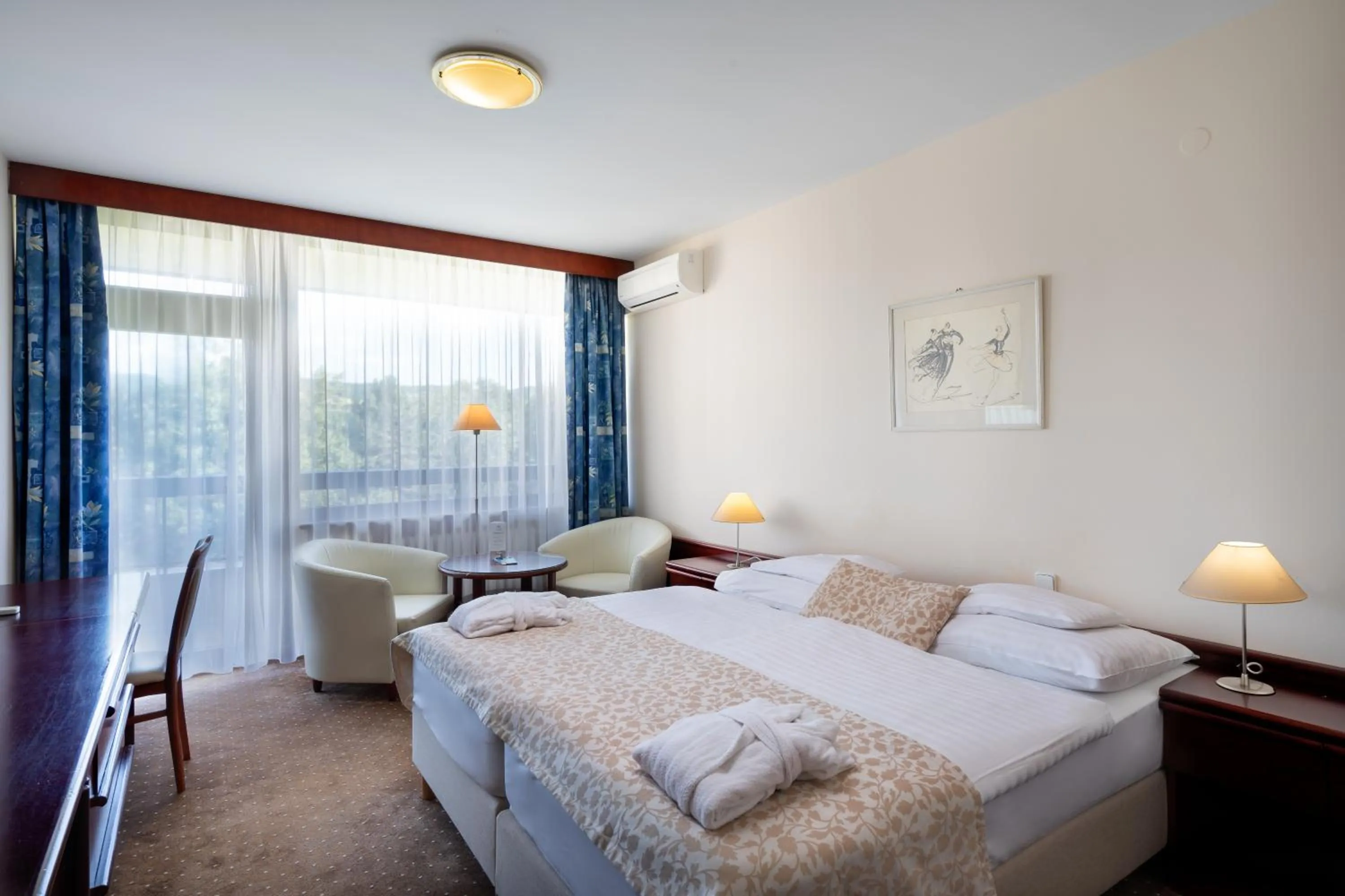 Bedroom, Bed in Ensana Esplanade