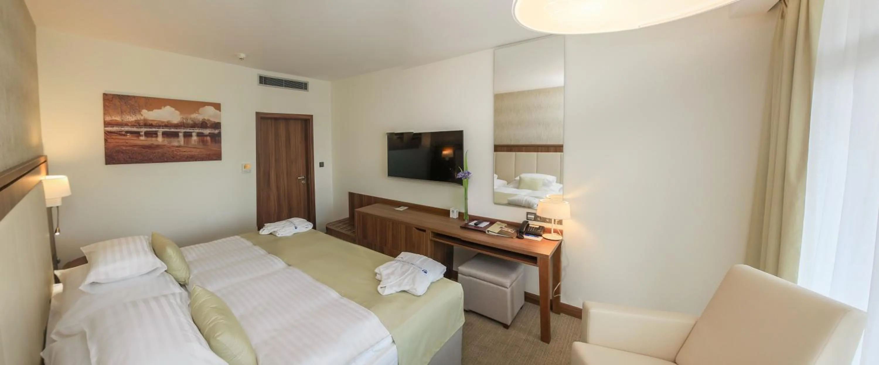 Bedroom, Bed in Ensana Esplanade