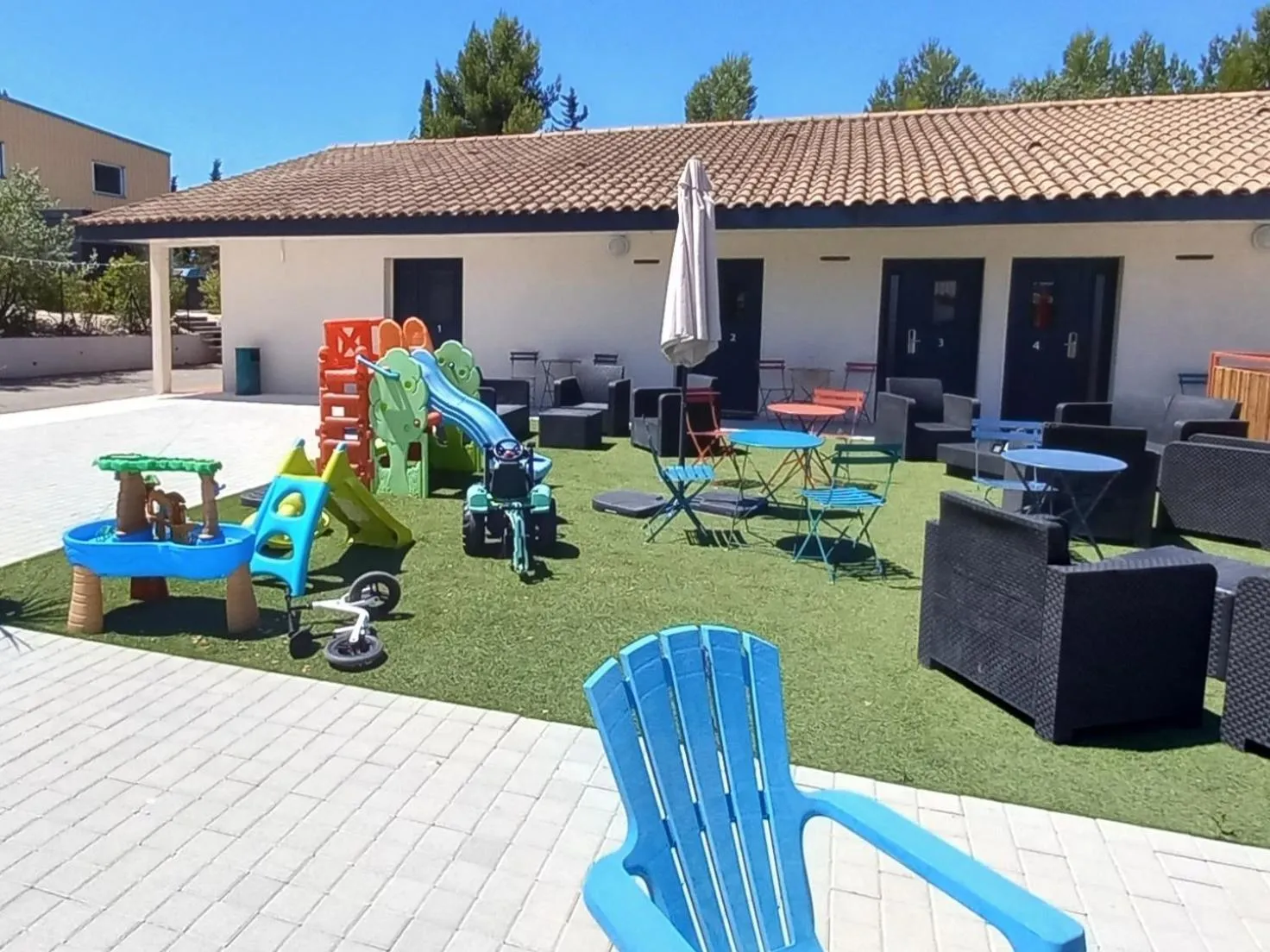 Patio in Le Clos la Verdière