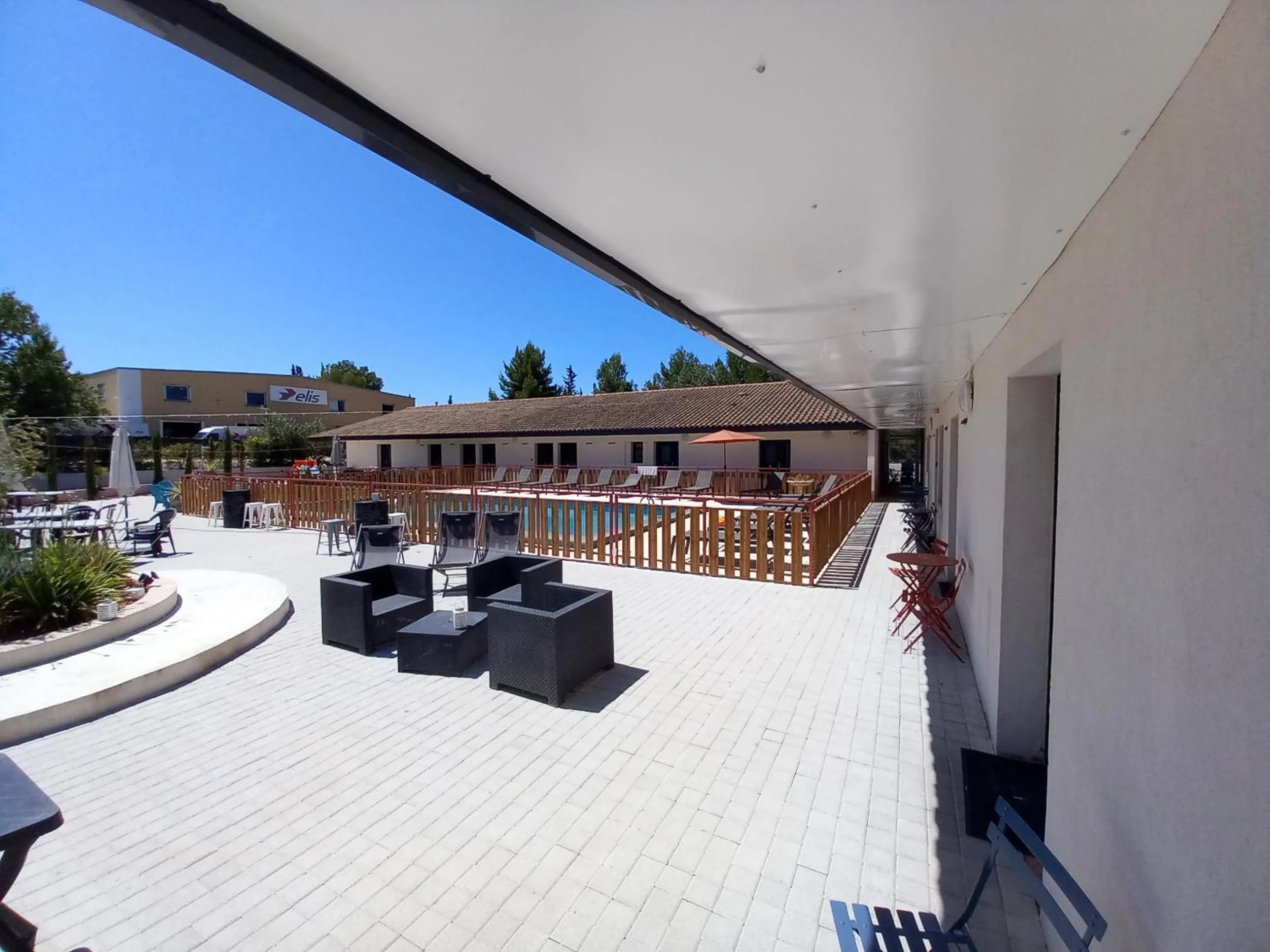 Patio in Le Clos la Verdière