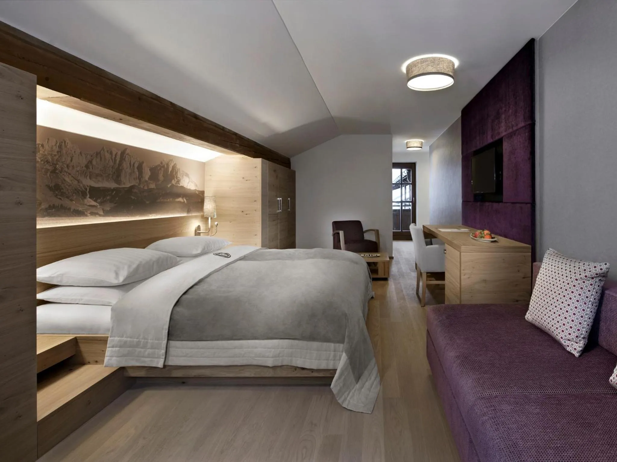 Photo of the whole room, Bed in Schwarzer Adler Kitzbühel - Adults Only