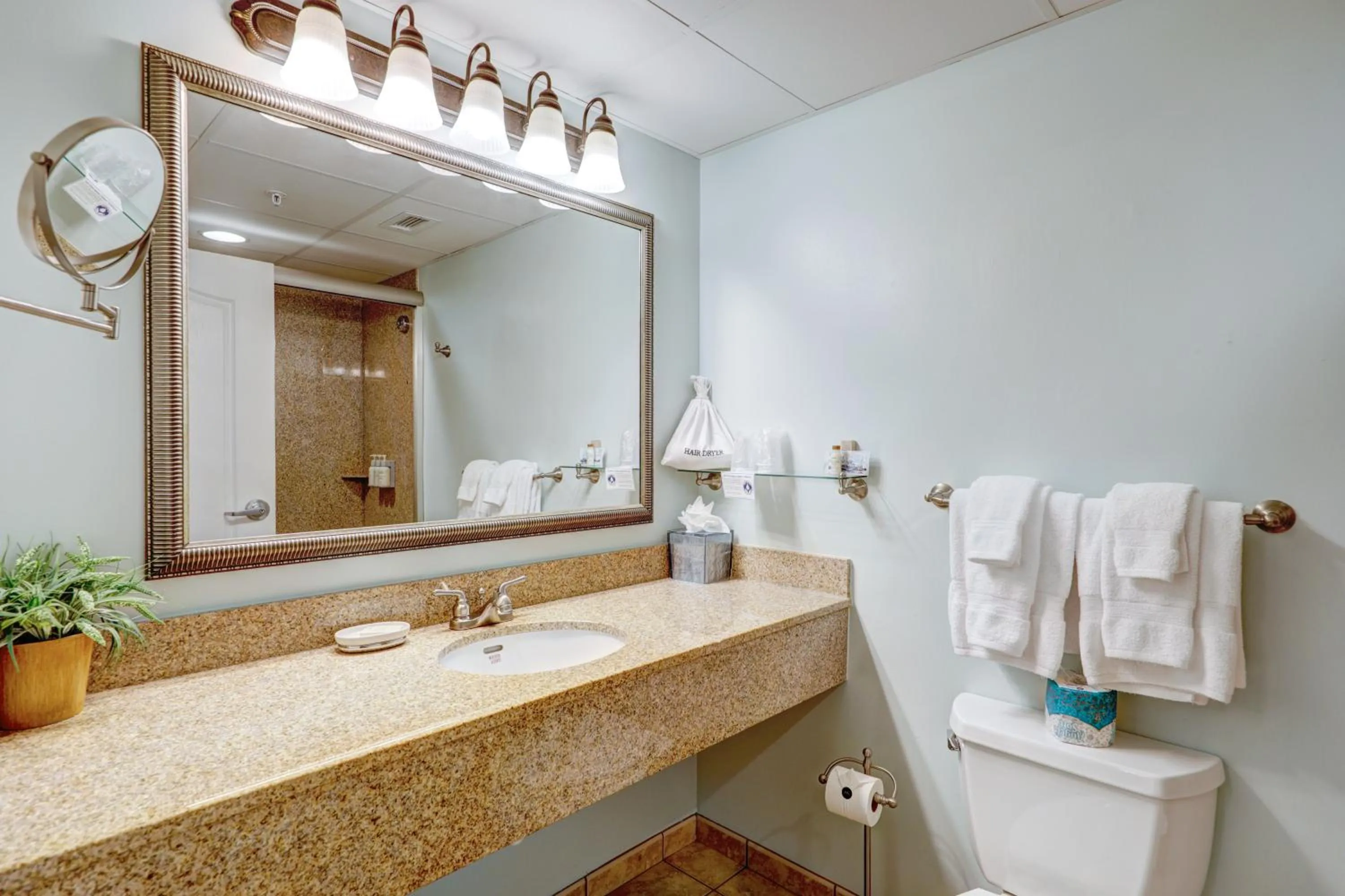 Shower in Hotel Rehoboth