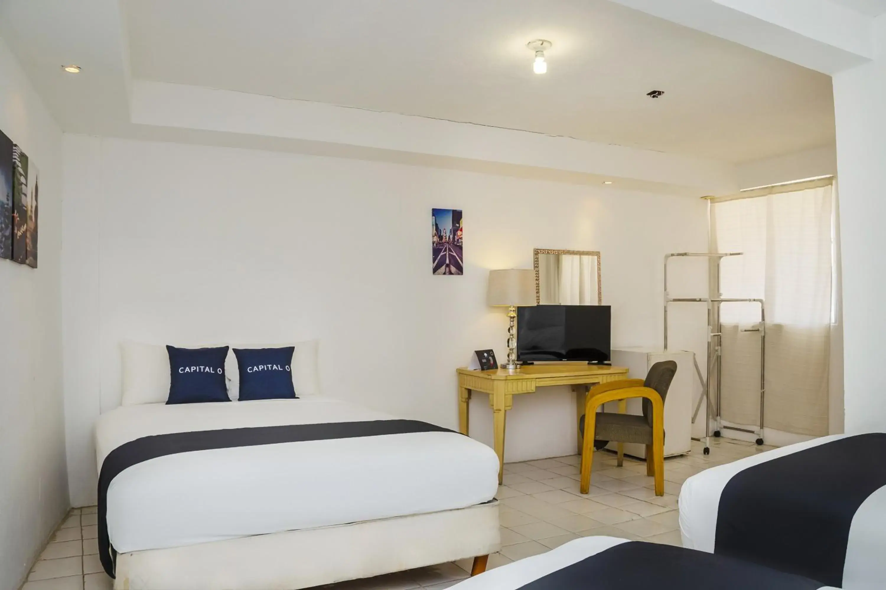 Bedroom, Bed in Capital O Hotel Dos Mares, Cabo San Lucas Bedroom, Bed in Capital O Hotel Dos Mares, Cabo San Lucas