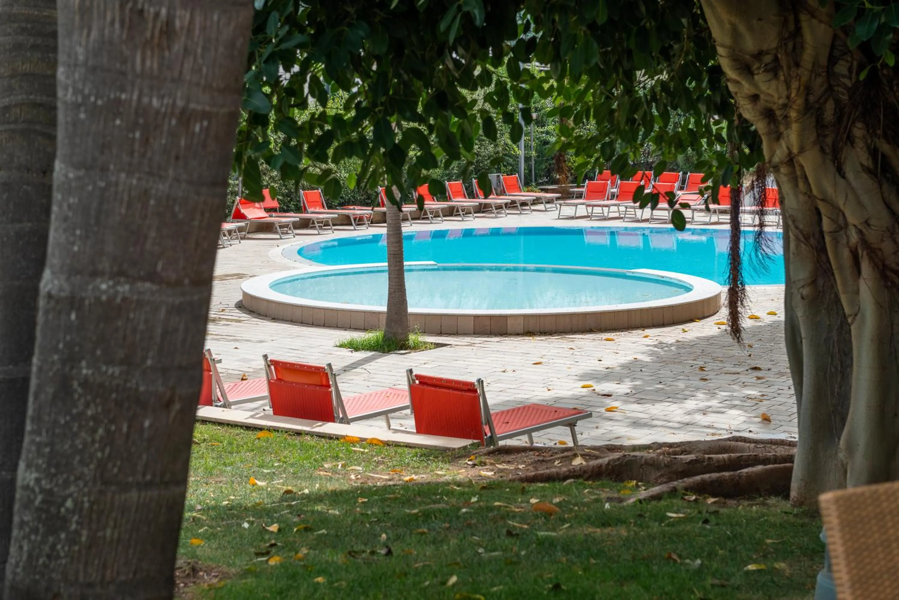 Swimming pool in Park Hotel Valle Clavia