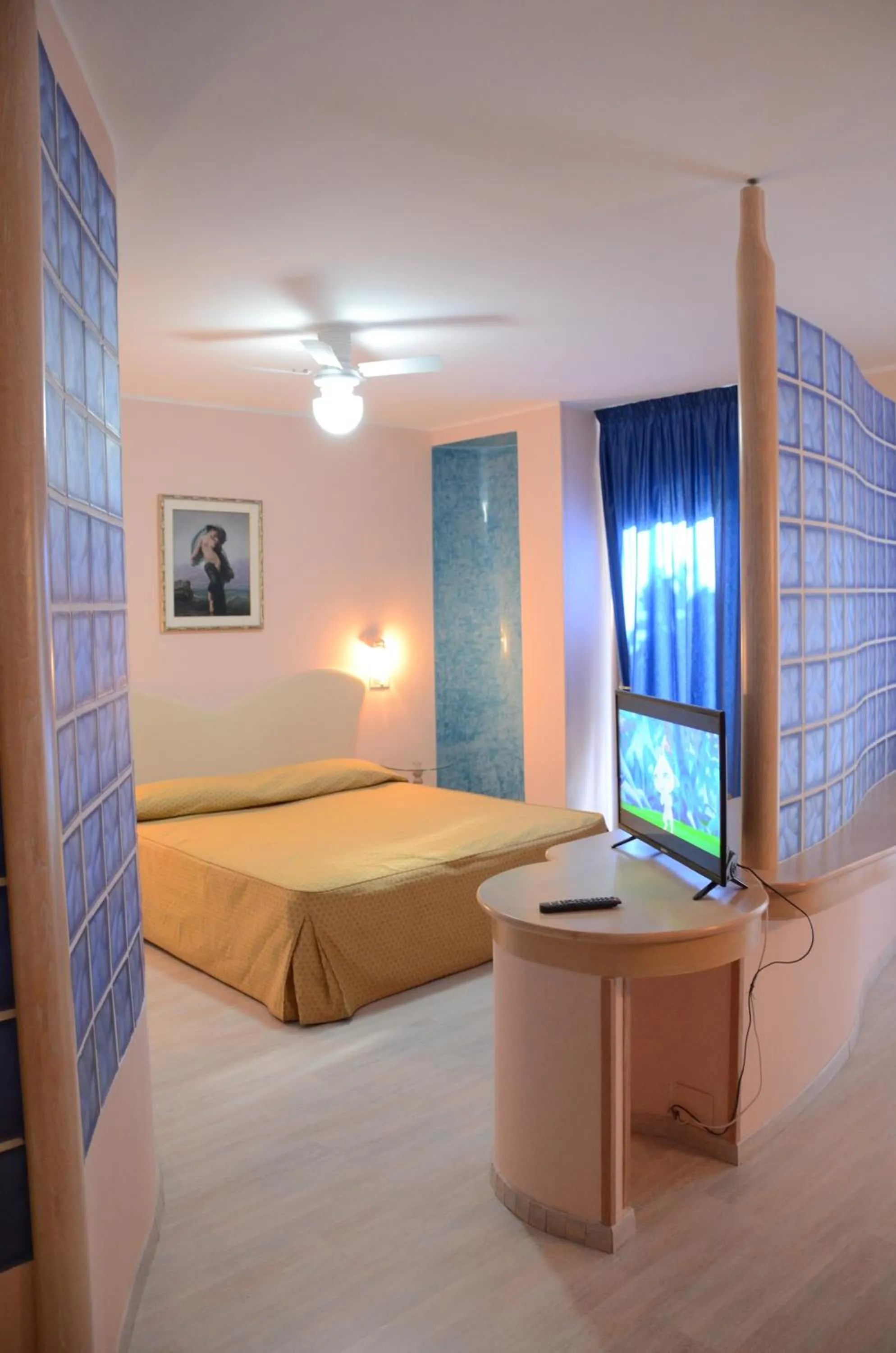 Bedroom, Bed in Park Hotel Valle Clavia