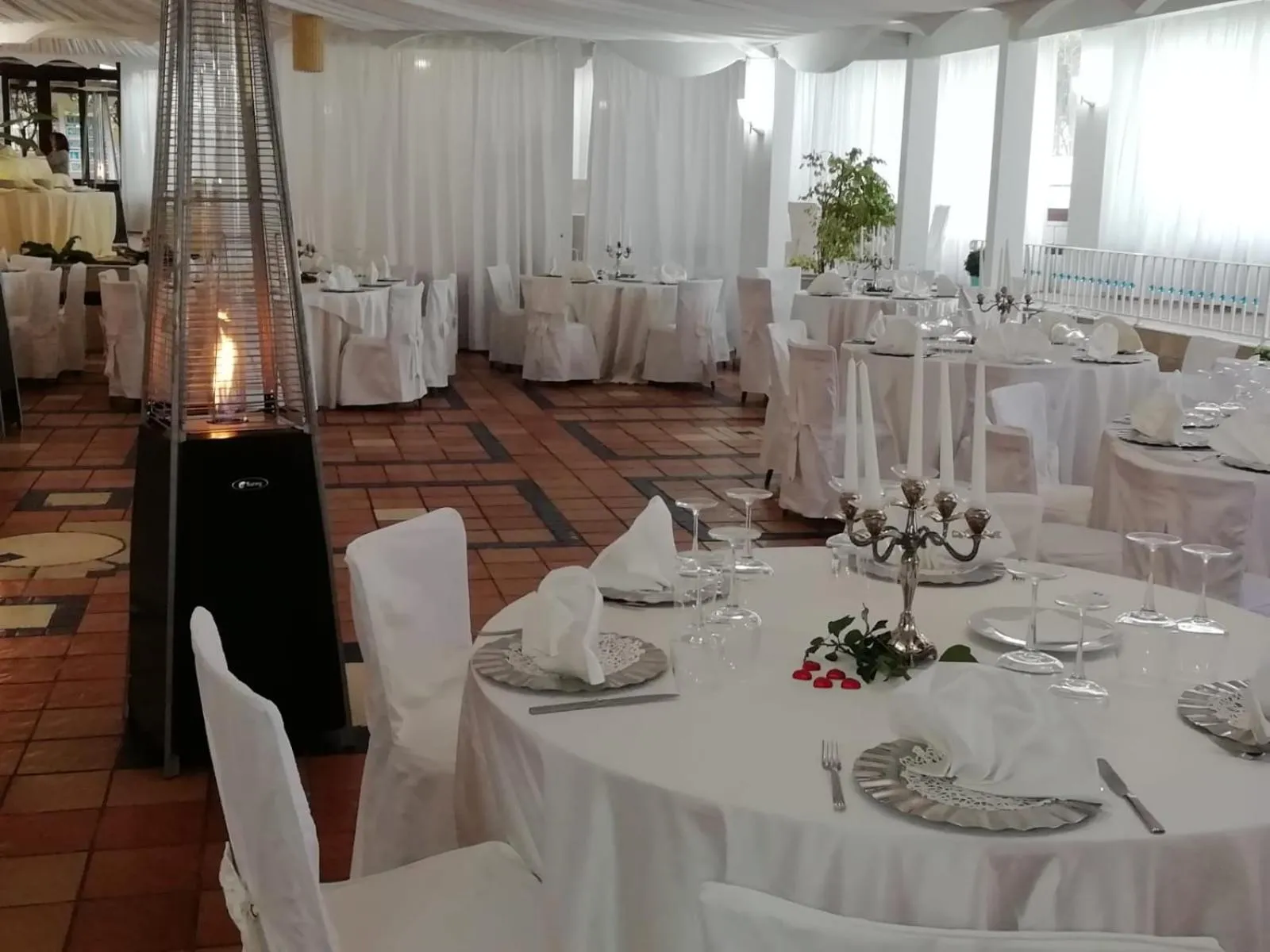 Restaurant/places to eat in Park Hotel Valle Clavia