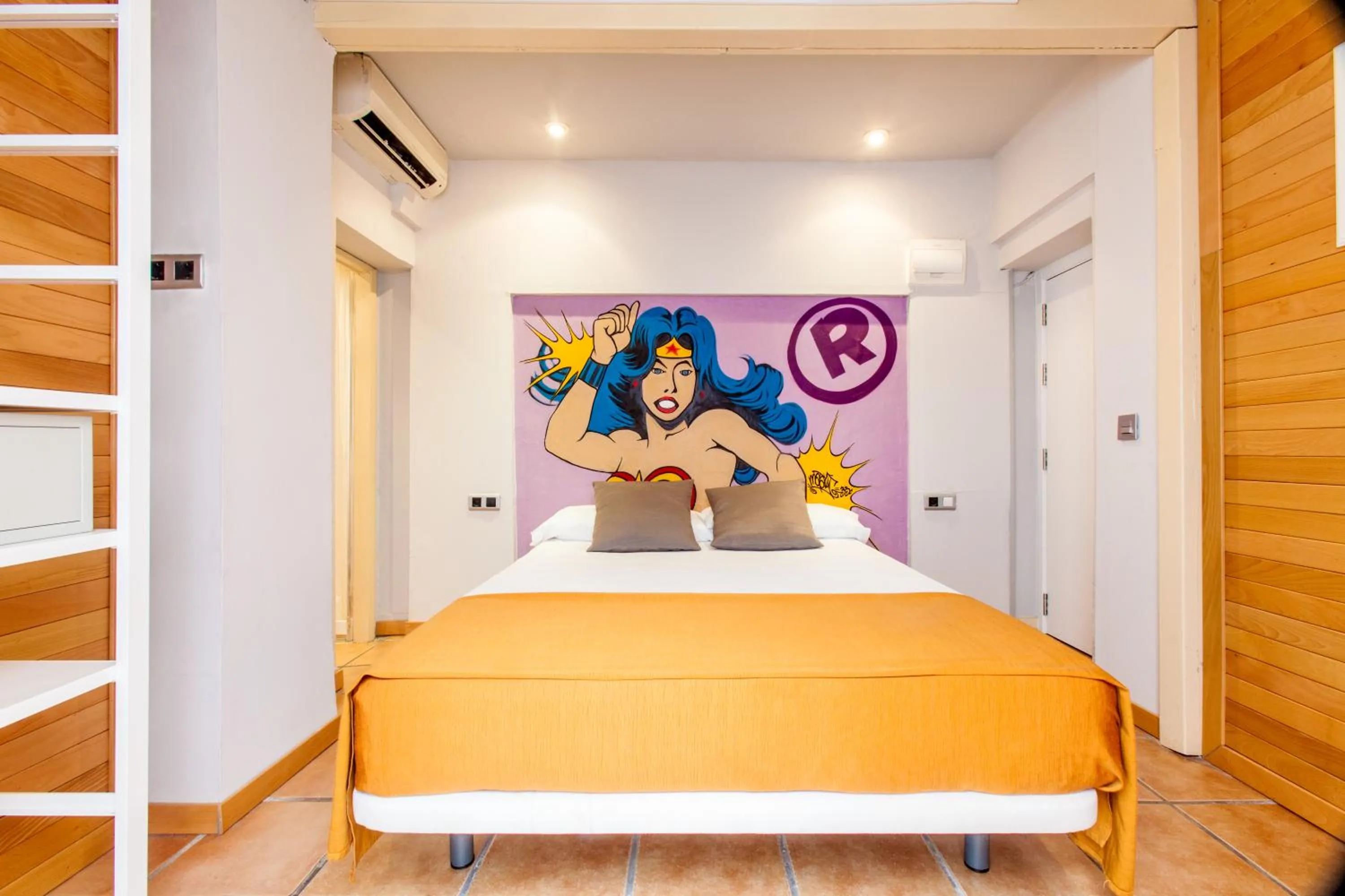 Photo of the whole room, Bed in Ten Hostel