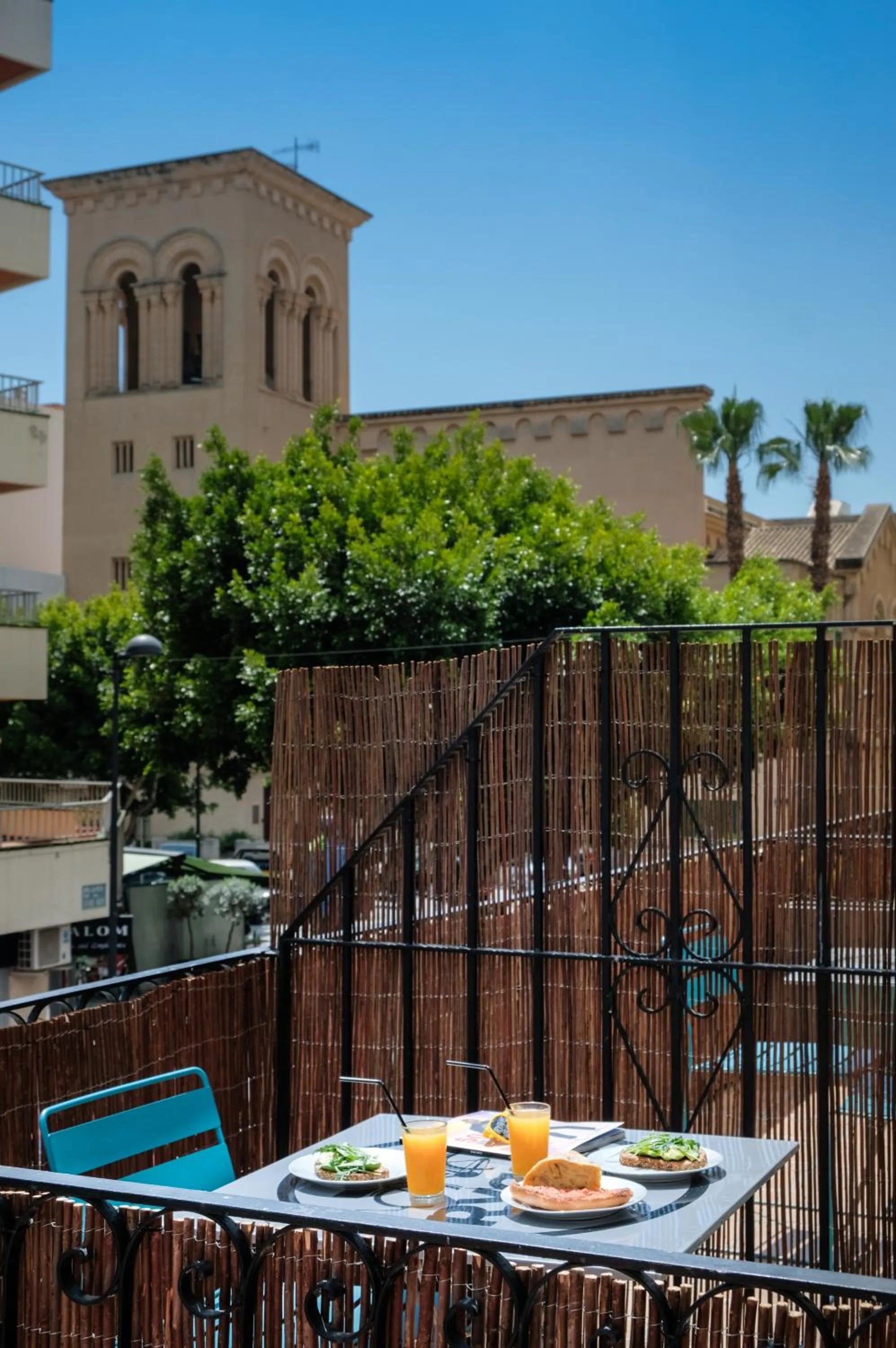 Balcony/Terrace in Ten Hostel