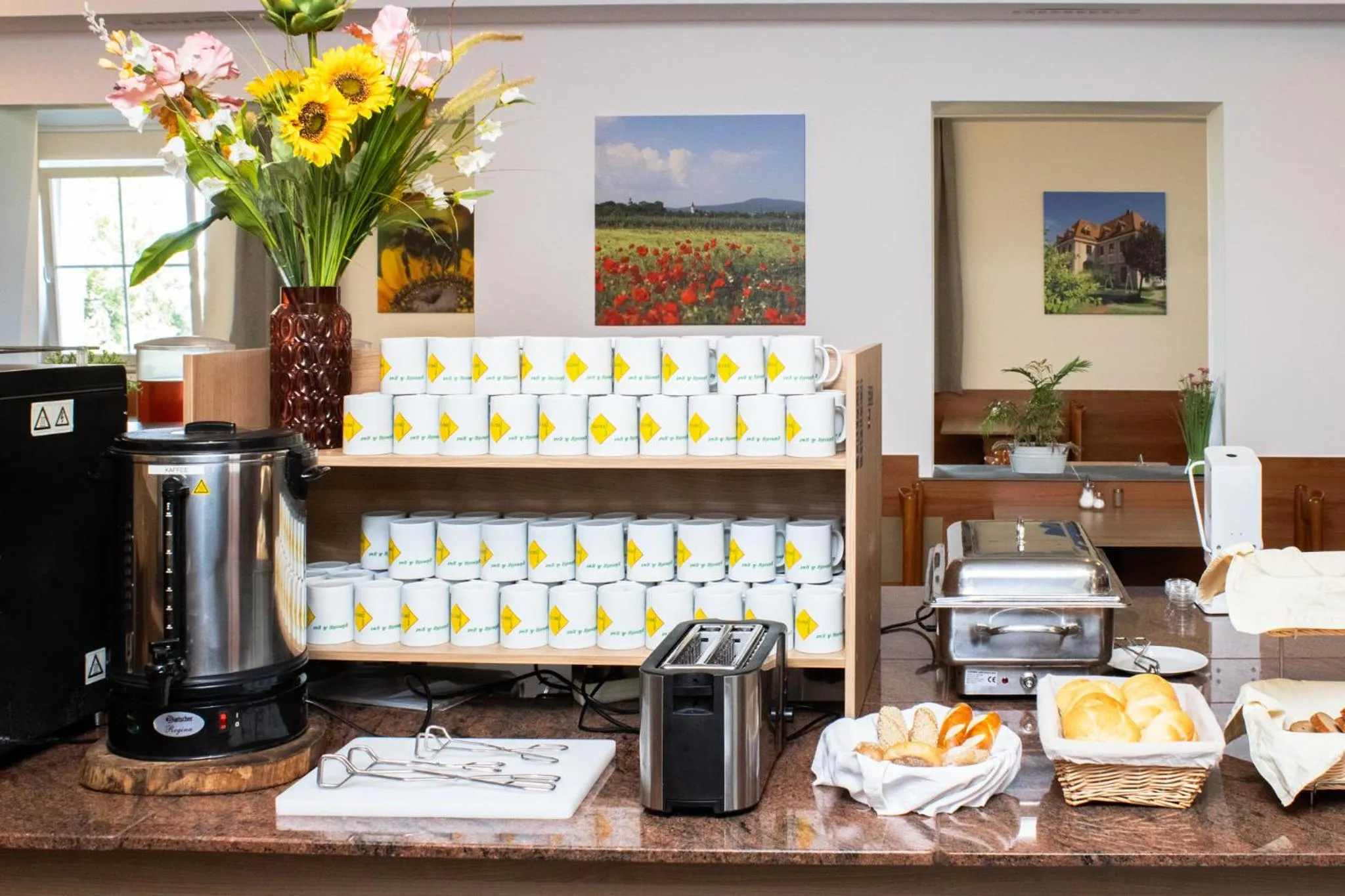 Coffee/tea facilities in OEKOTEL Traiskirchen
