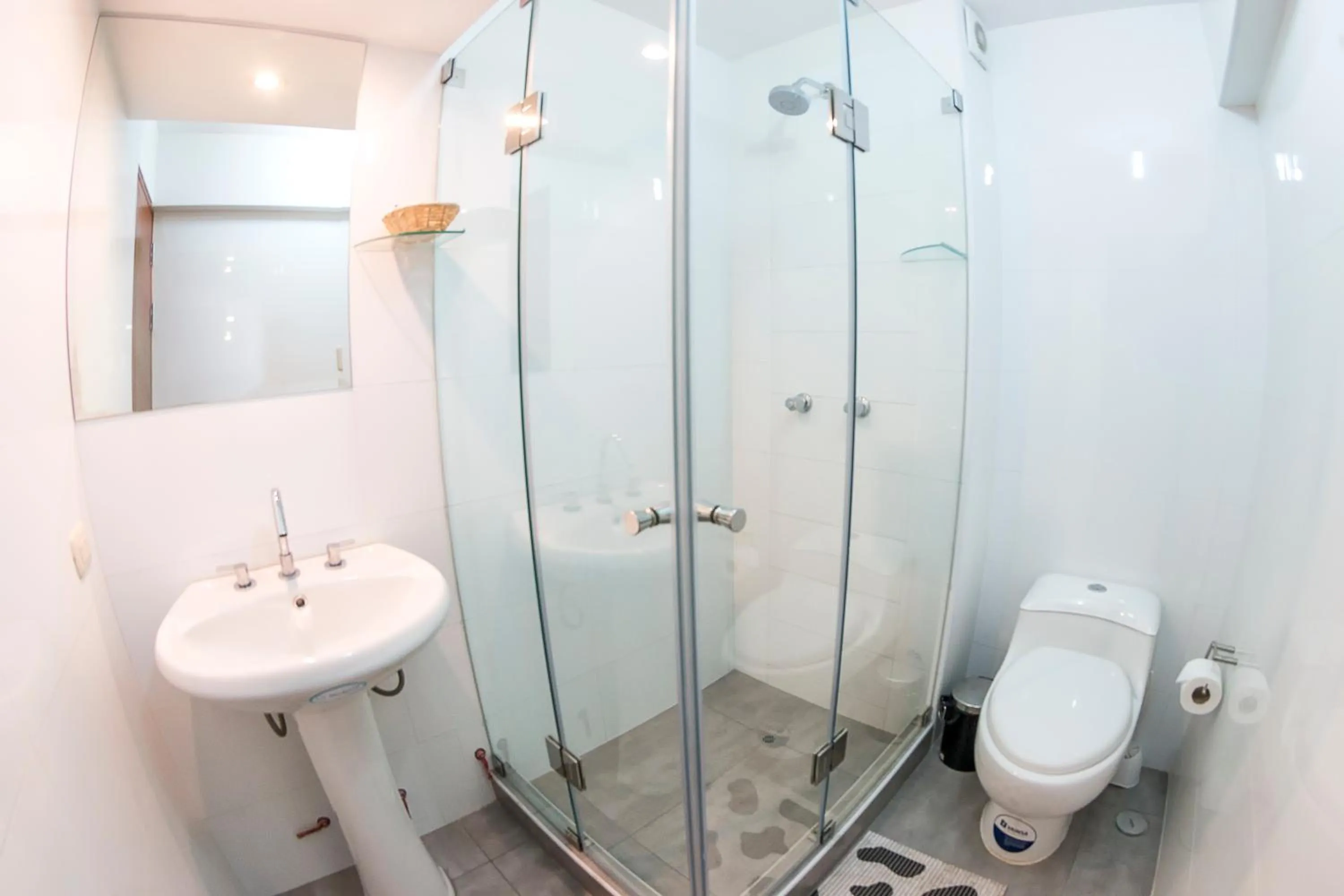 Bathroom in Ureta Hotel