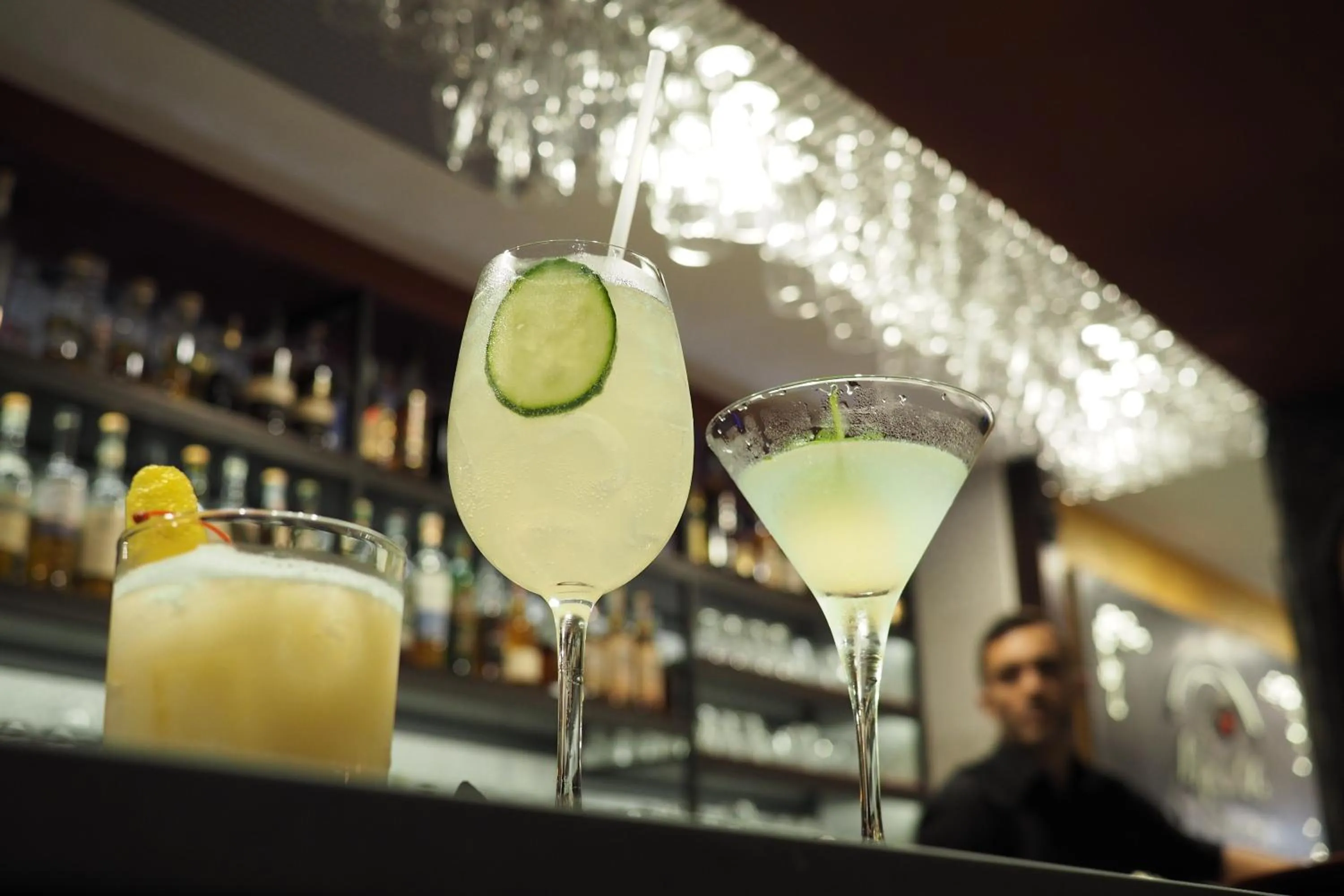 Restaurant/places to eat in Alessandro Palace & Bar