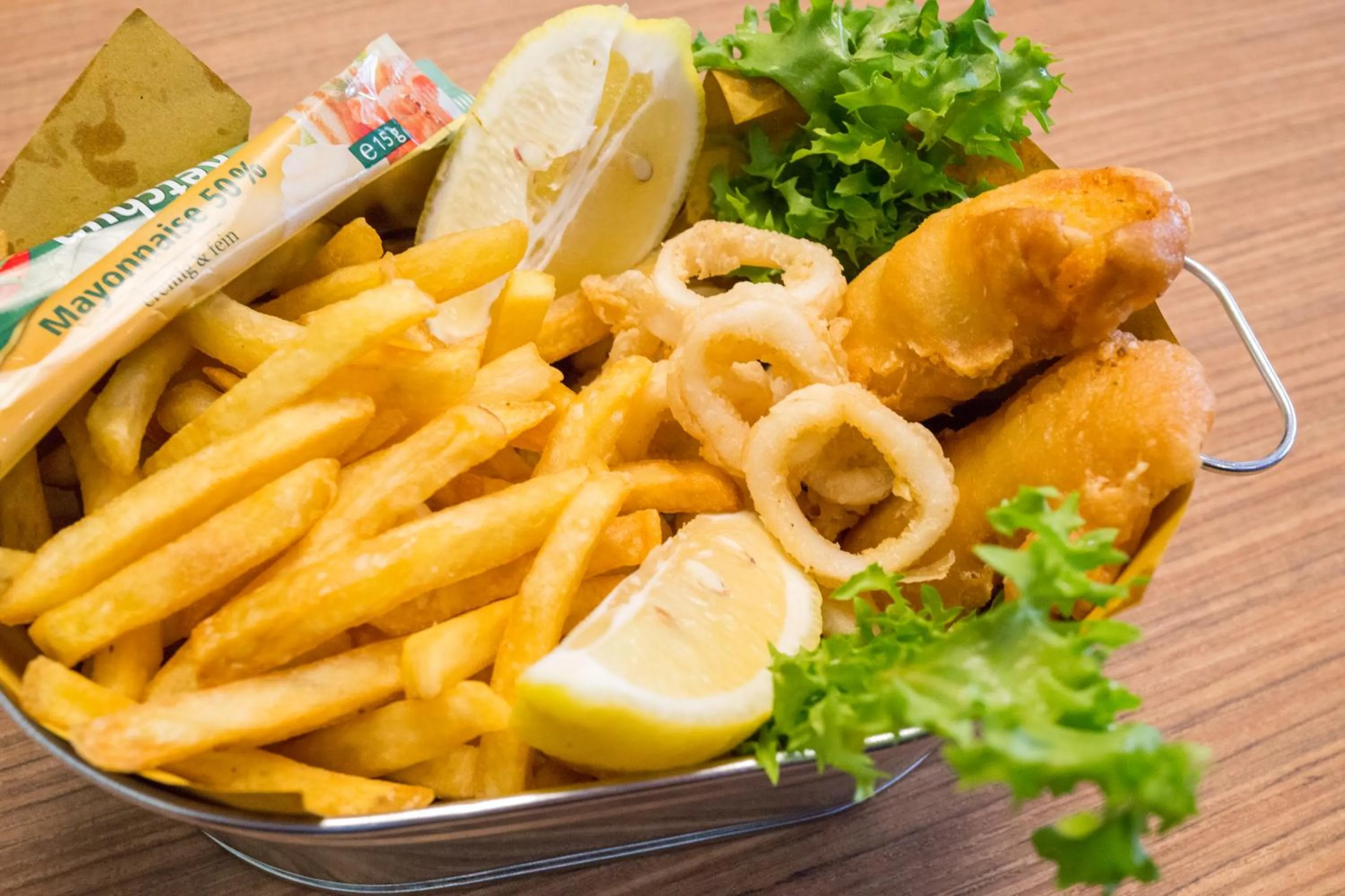 Restaurant/places to eat in Alessandro Palace & Bar