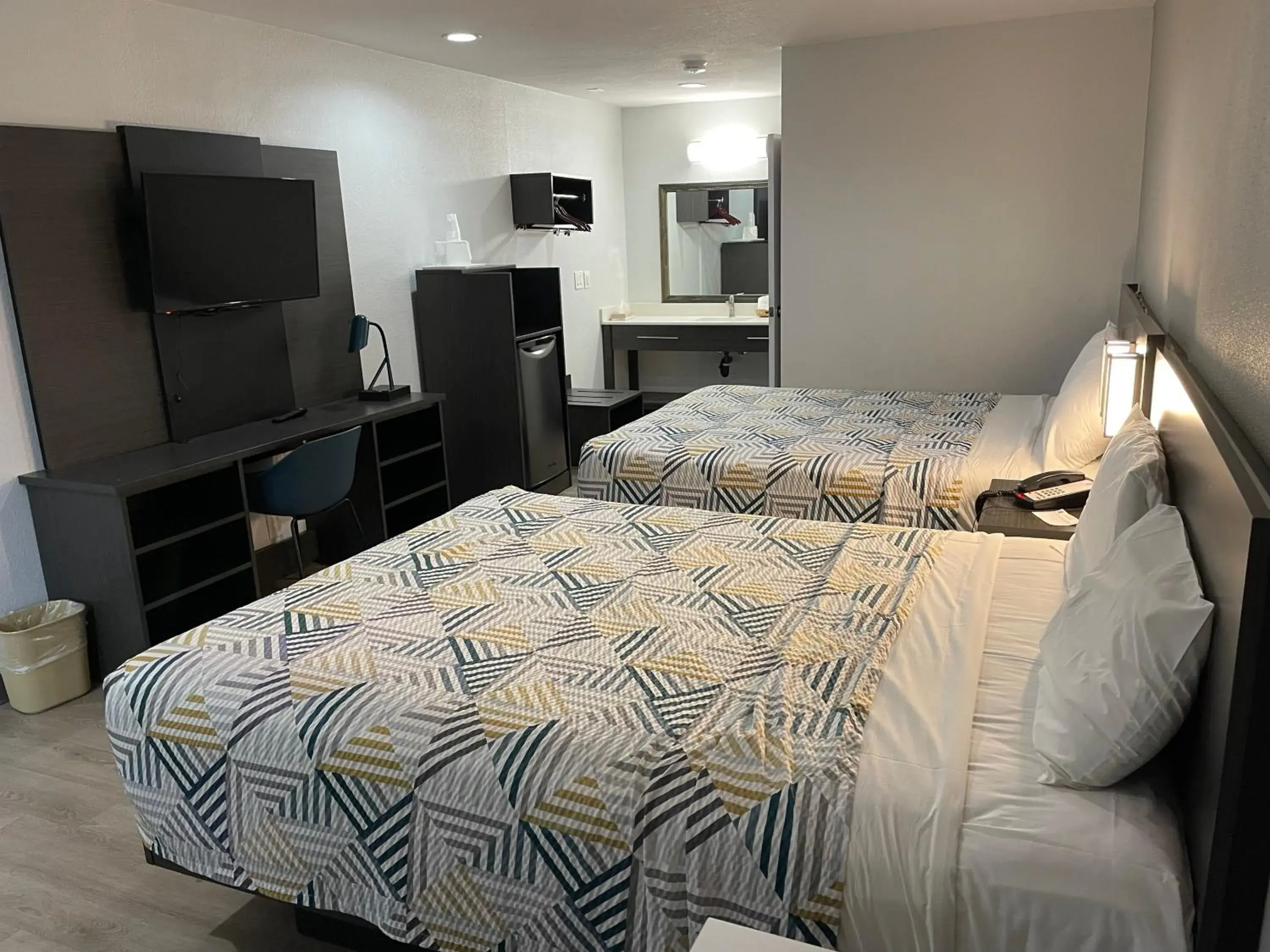 Bed in Motel 6-San Diego, CA - Southbay Bed in Motel 6-San Diego, CA - Southbay