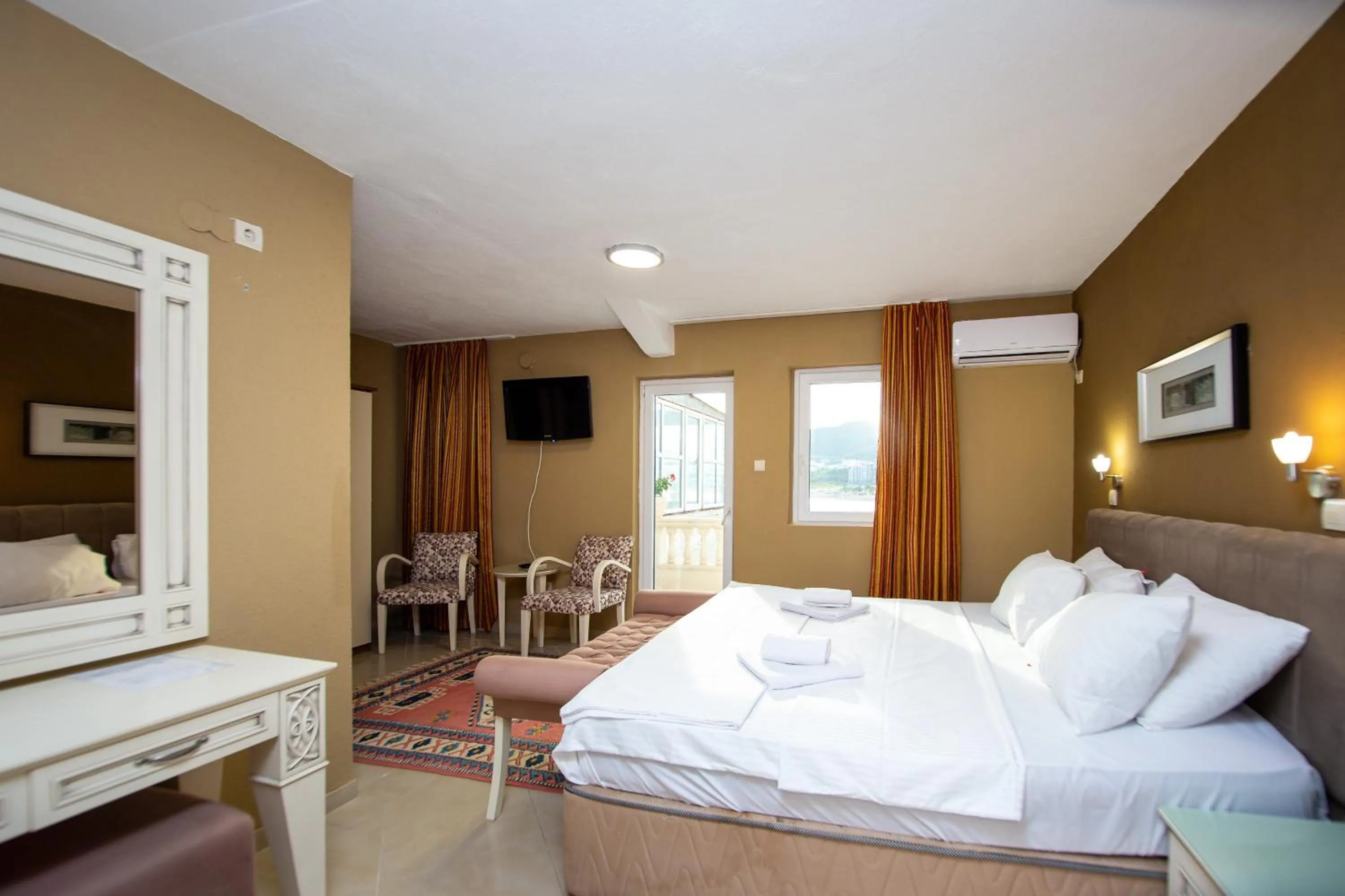 Bed in New Hotel Kuč By Marvel