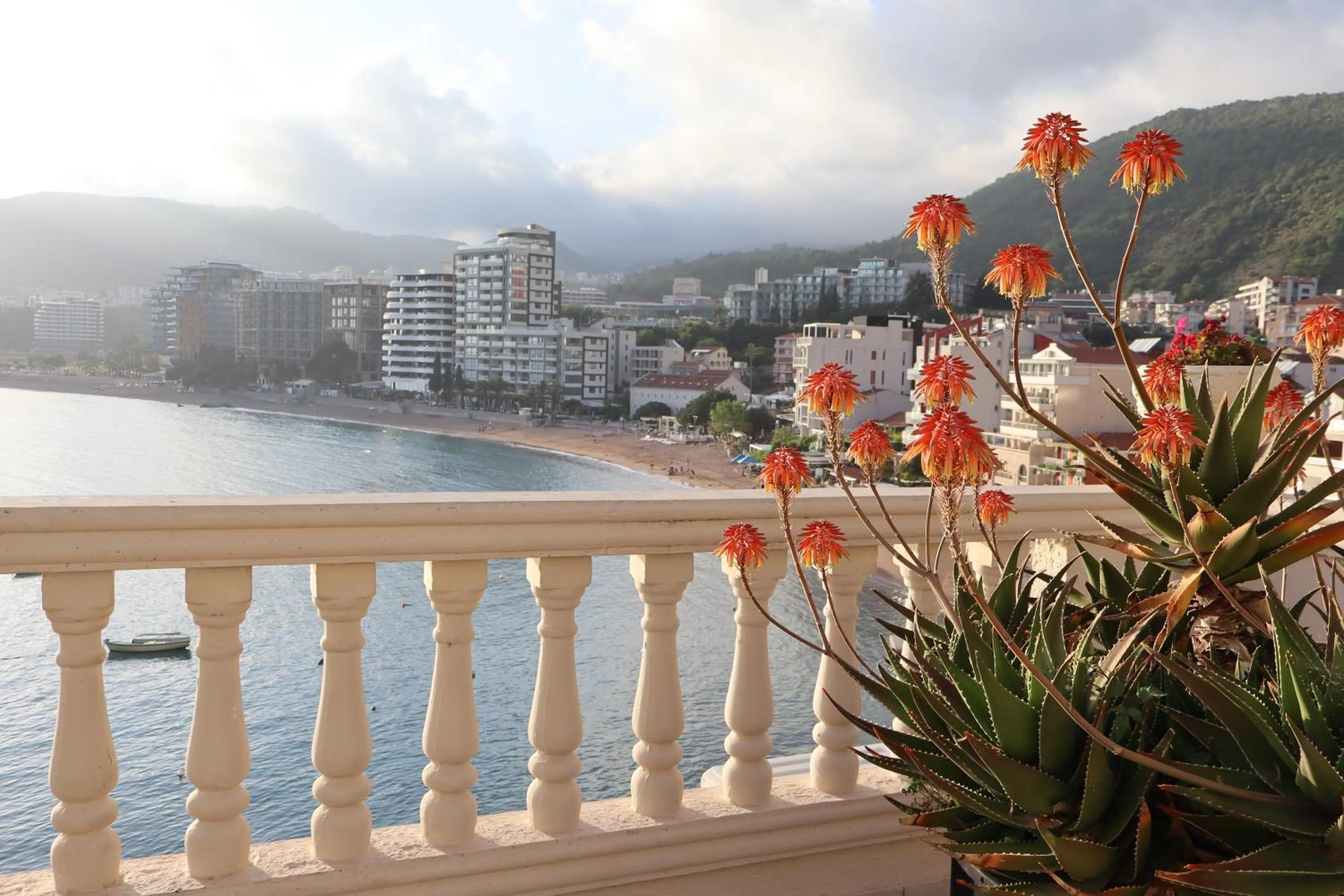 Sea view in New Hotel Kuč By Marvel