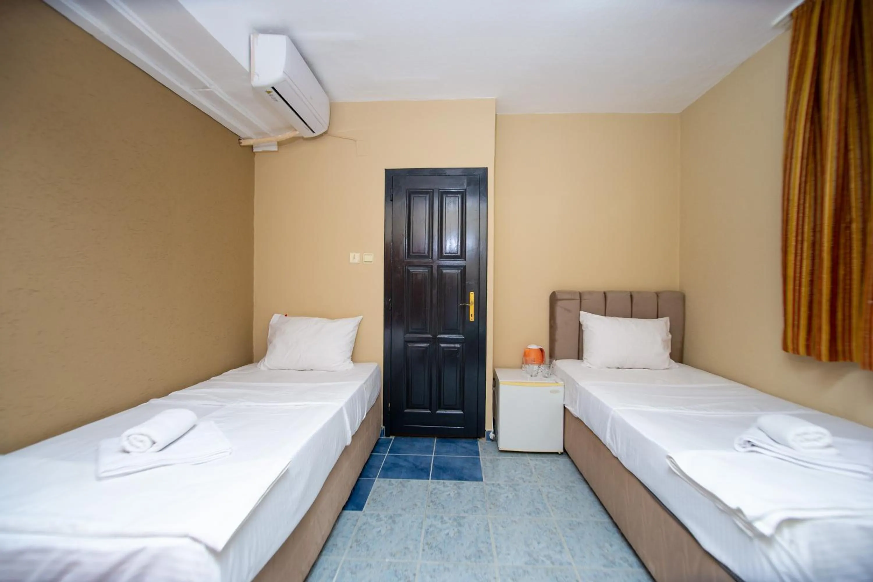 Bed in New Hotel Kuč By Marvel