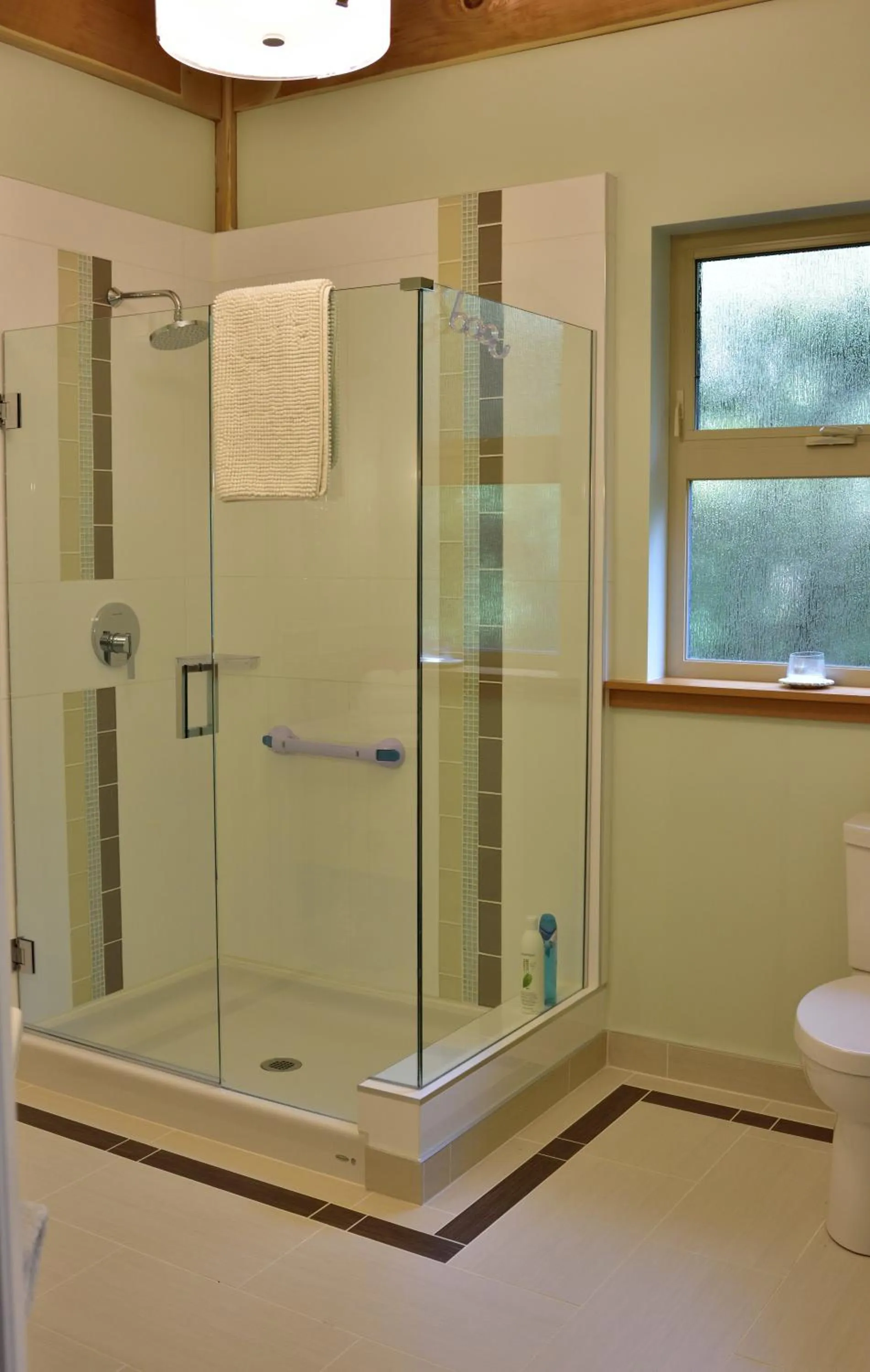 Bathroom in The Rockwell-Harrison Guest Lodge