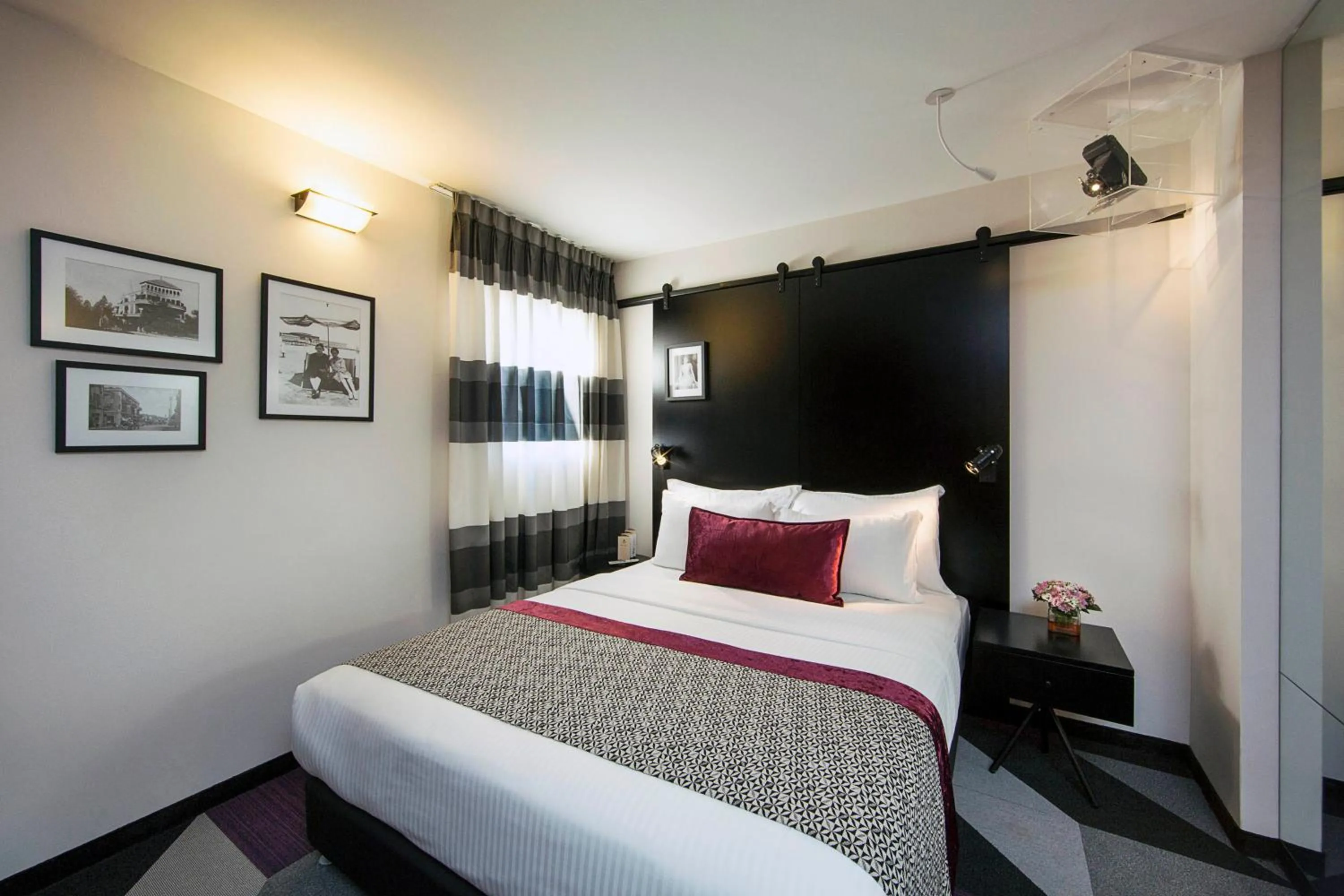 Bed in Cinema Hotel - an Atlas Boutique Hotel