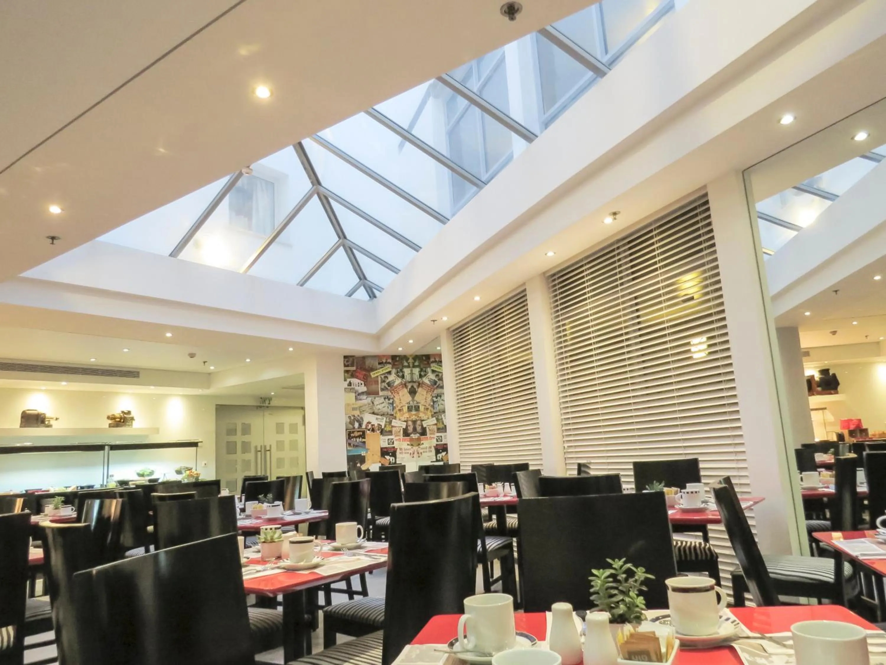 Restaurant/places to eat in Cinema Hotel - an Atlas Boutique Hotel