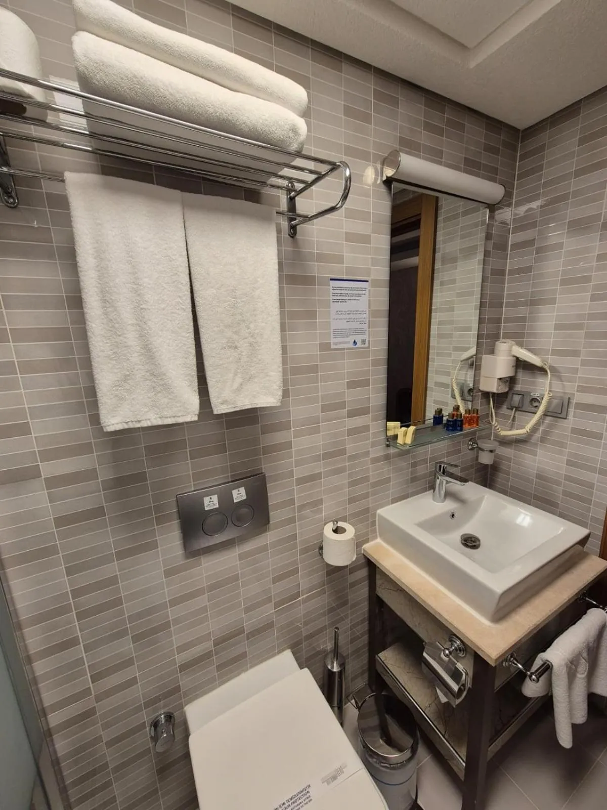 Shower in İstanbul Trend Hotel Old City