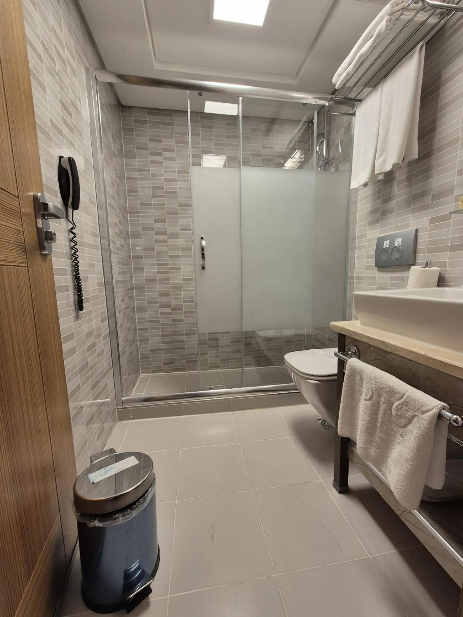 Shower in İstanbul Trend Hotel Old City