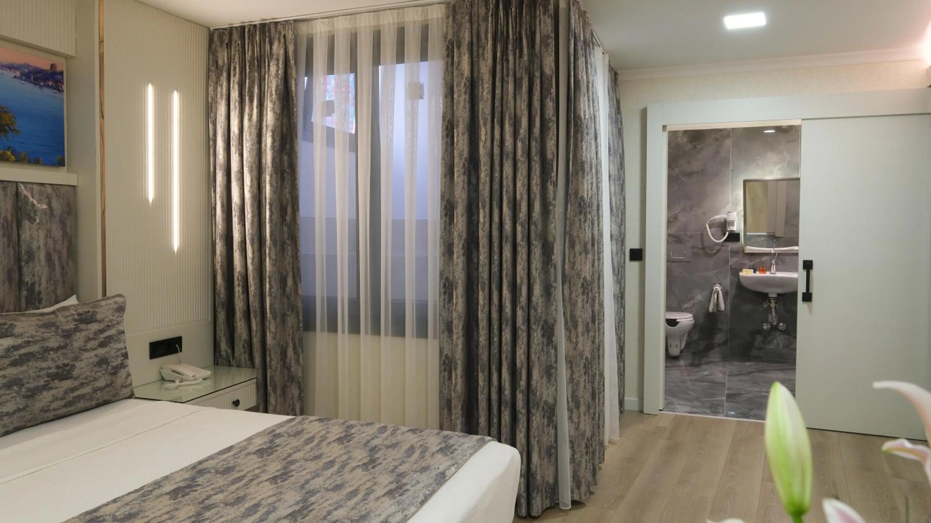Facility for disabled guests, Bed in İstanbul Trend Hotel Old City