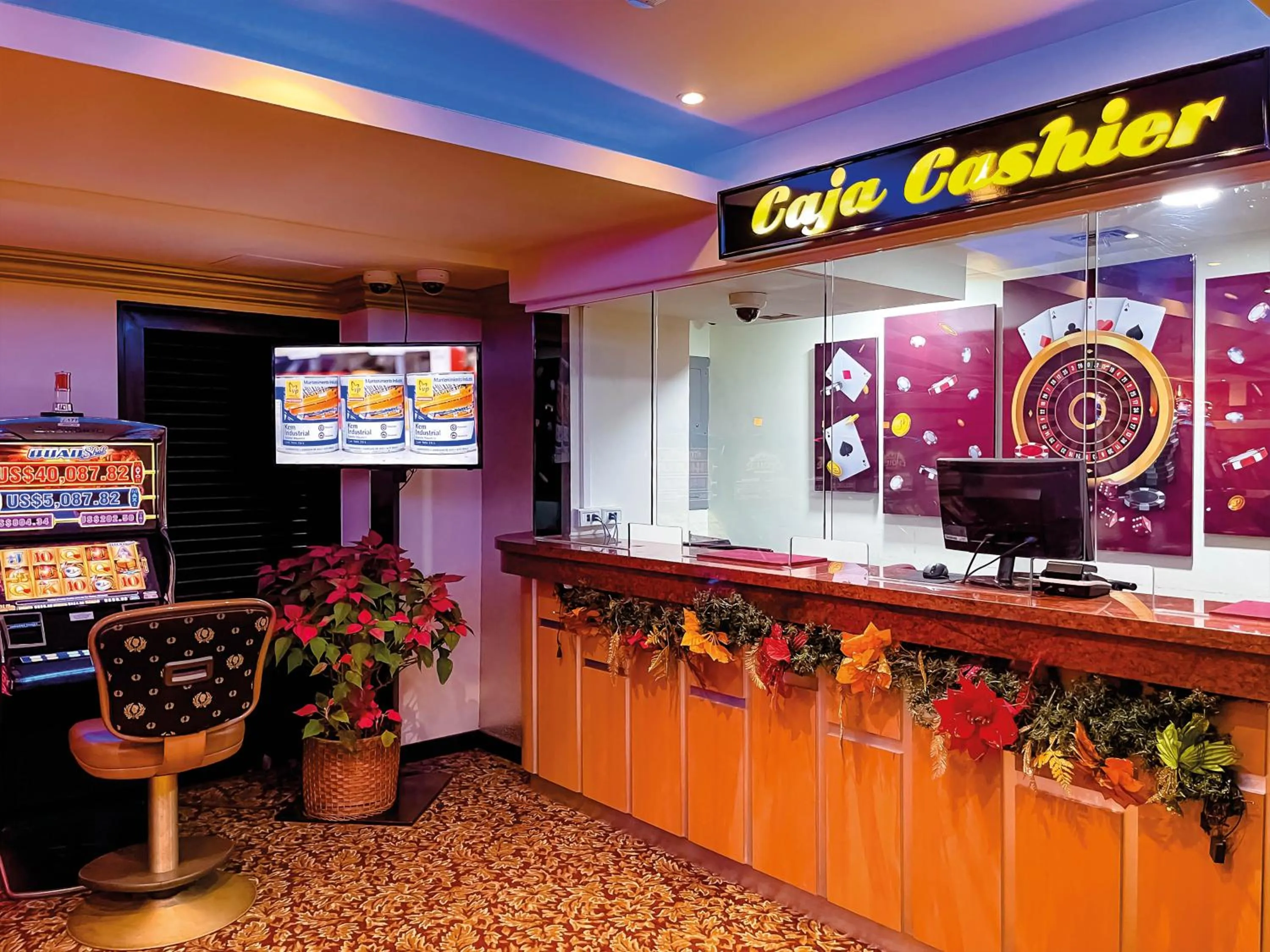 Casino in Waldorf Hotel