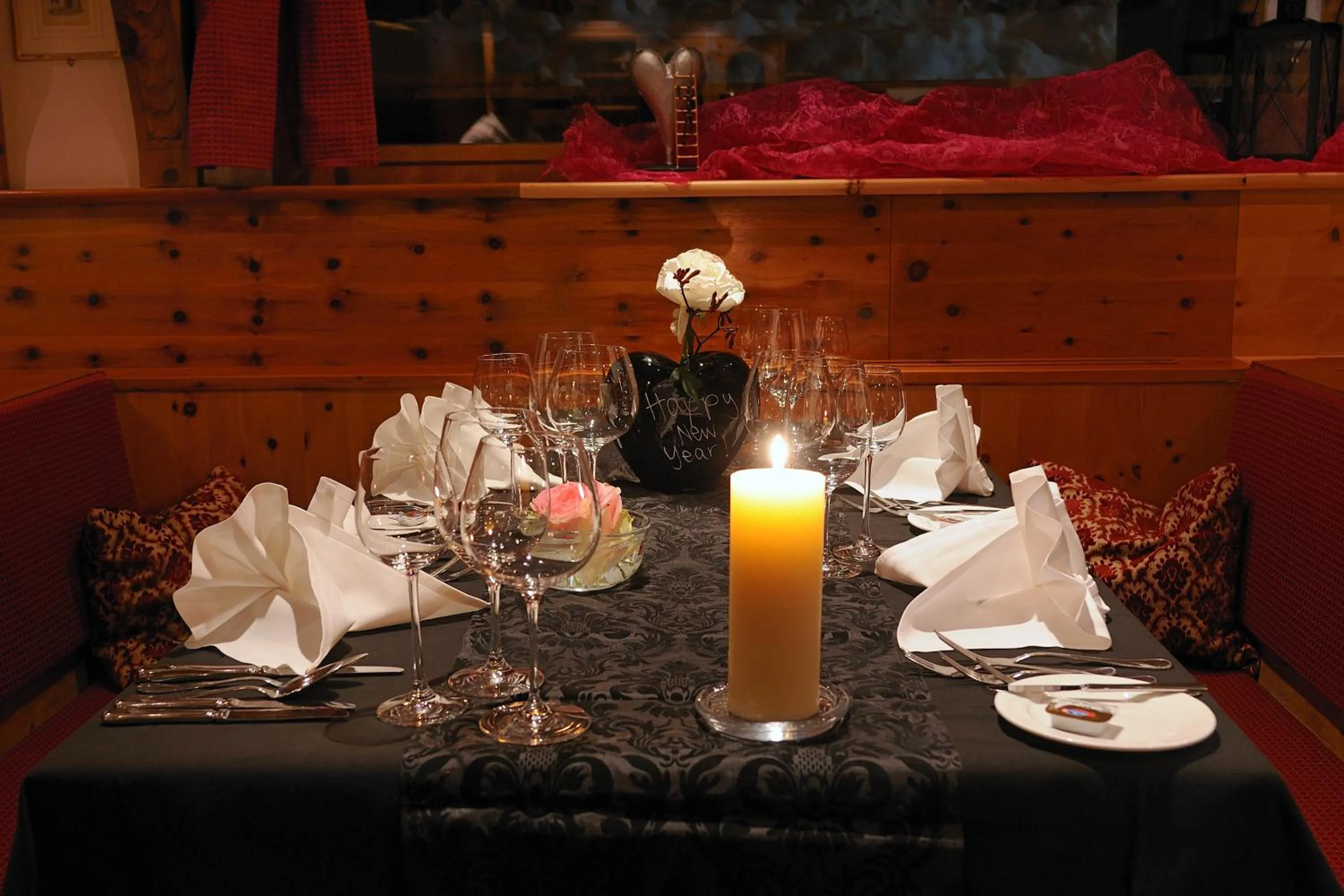 Restaurant/places to eat in Hotel Excelsior