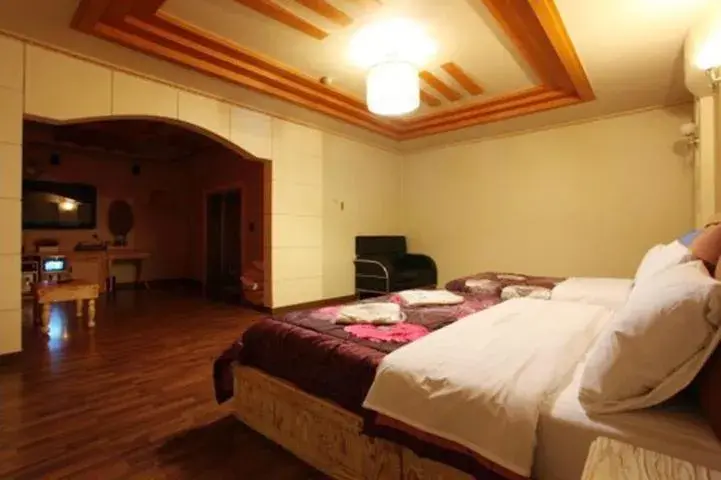 Motel Nine Motel Nine