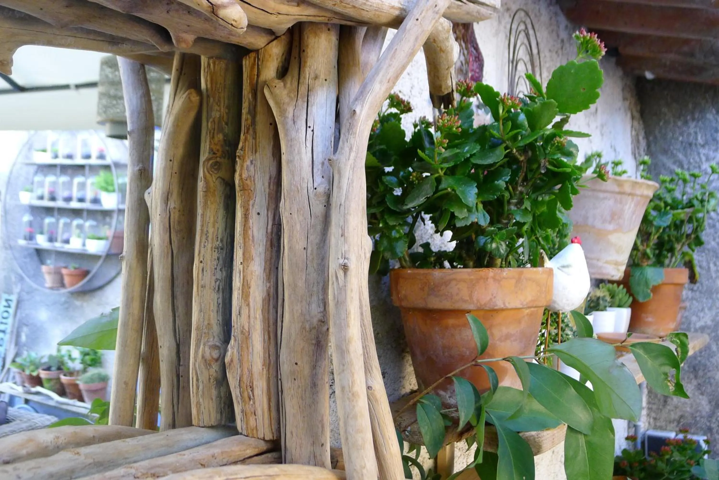 Decorative detail in Coq Hotel