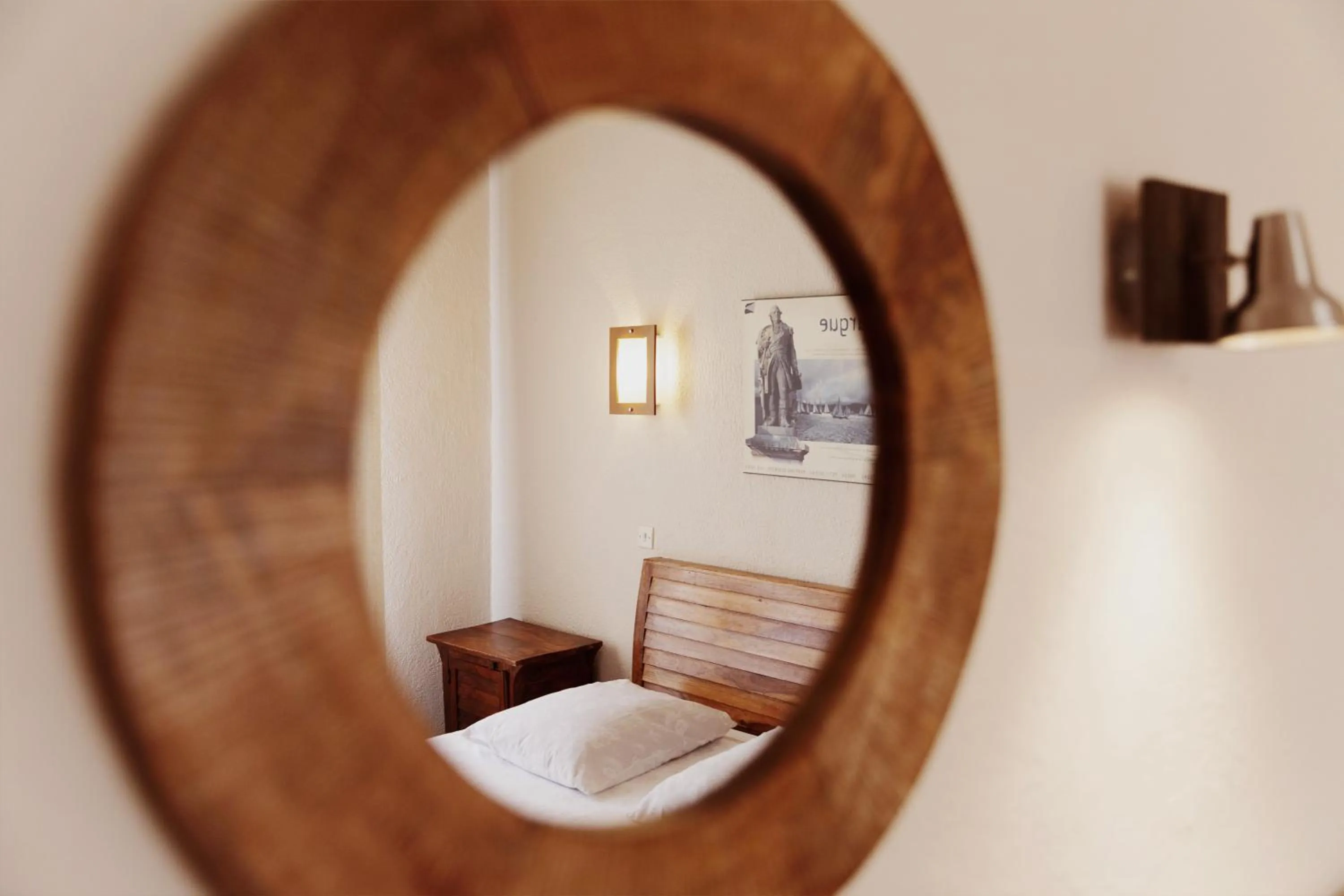 Photo of the whole room, Bed in Coq Hotel