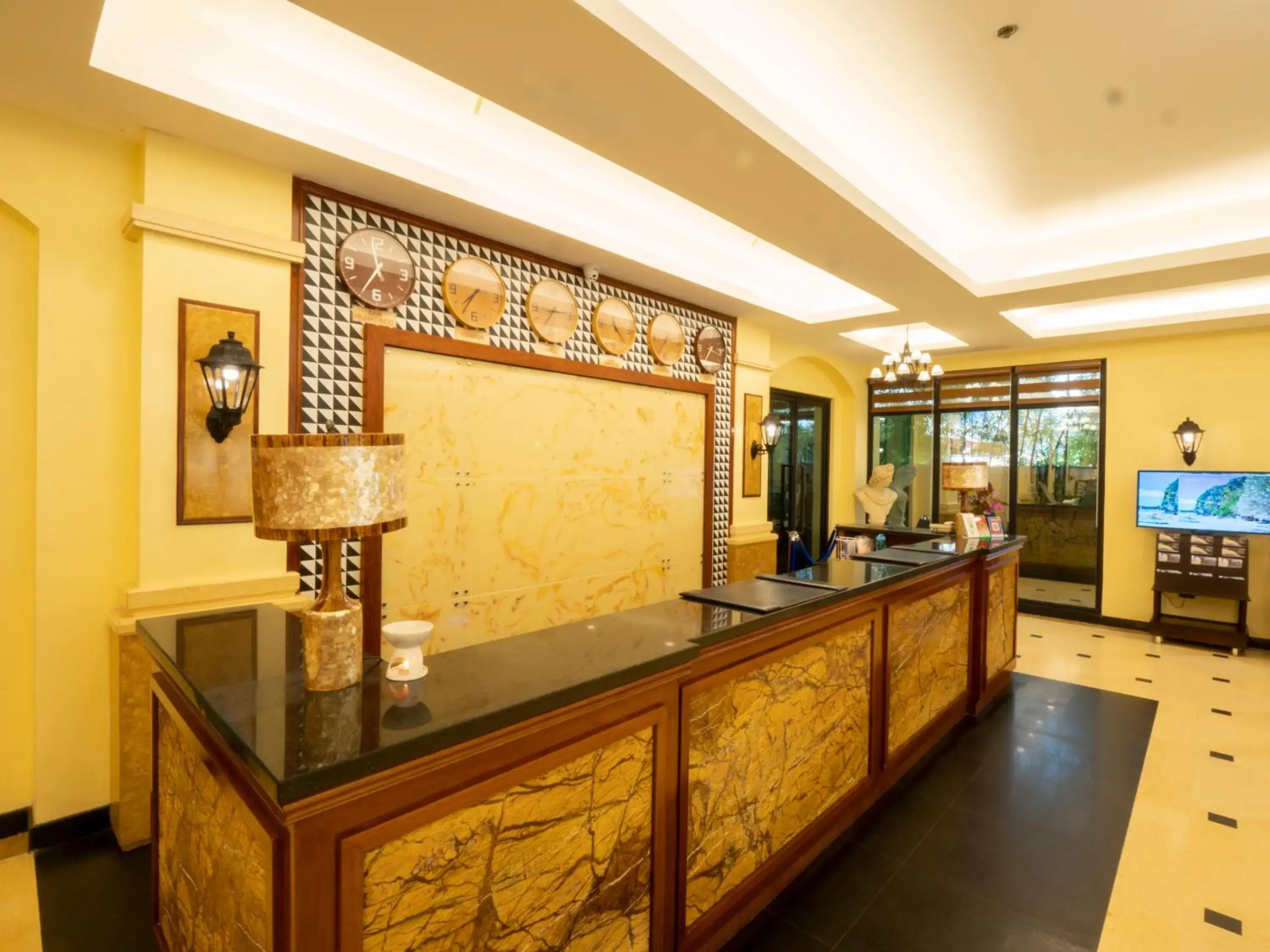 Lobby or reception in Sunlight Hotel Coron Lobby or reception in Sunlight Hotel Coron