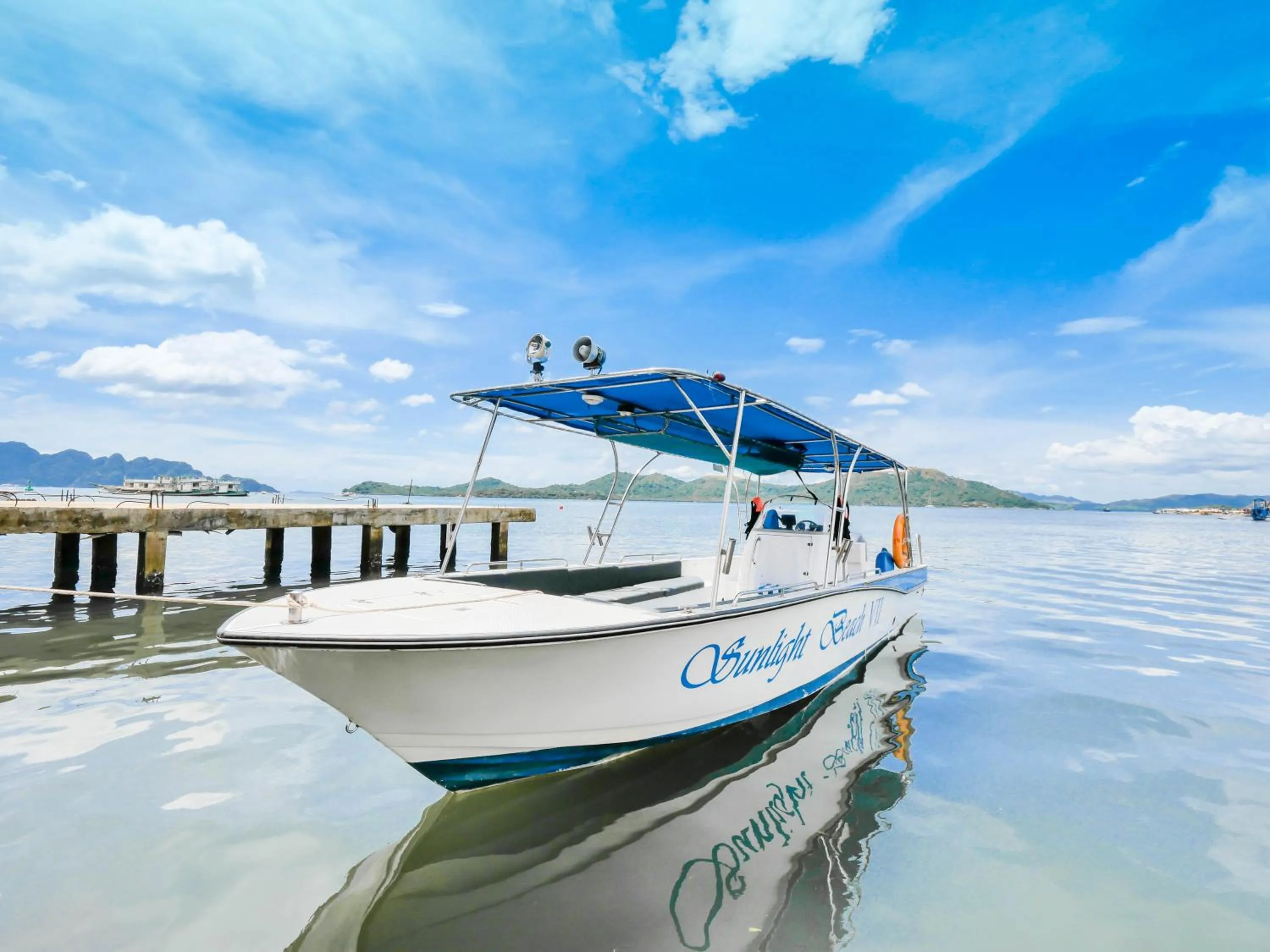 Entertainment in Sunlight Hotel Coron