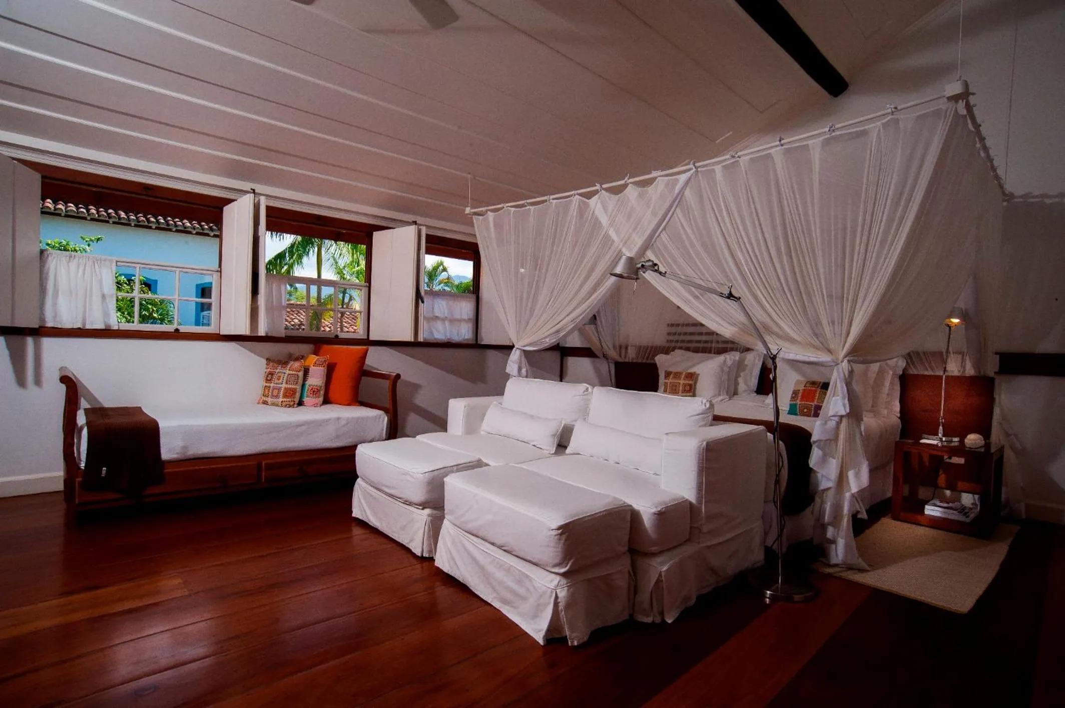 Photo of the whole room, Bed in Casa Turquesa - Maison D´Hôtes