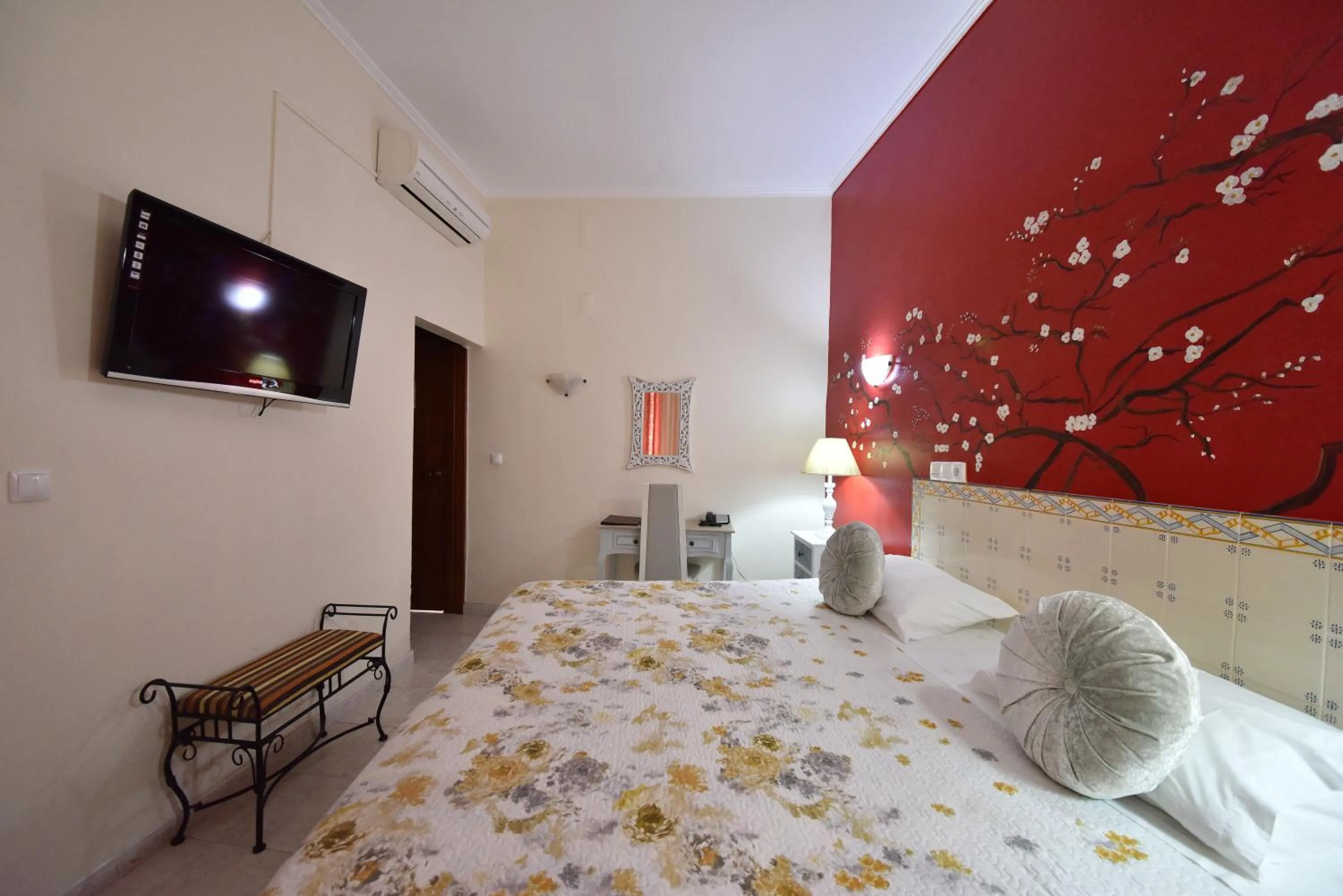 Bed in Hotel Bejense