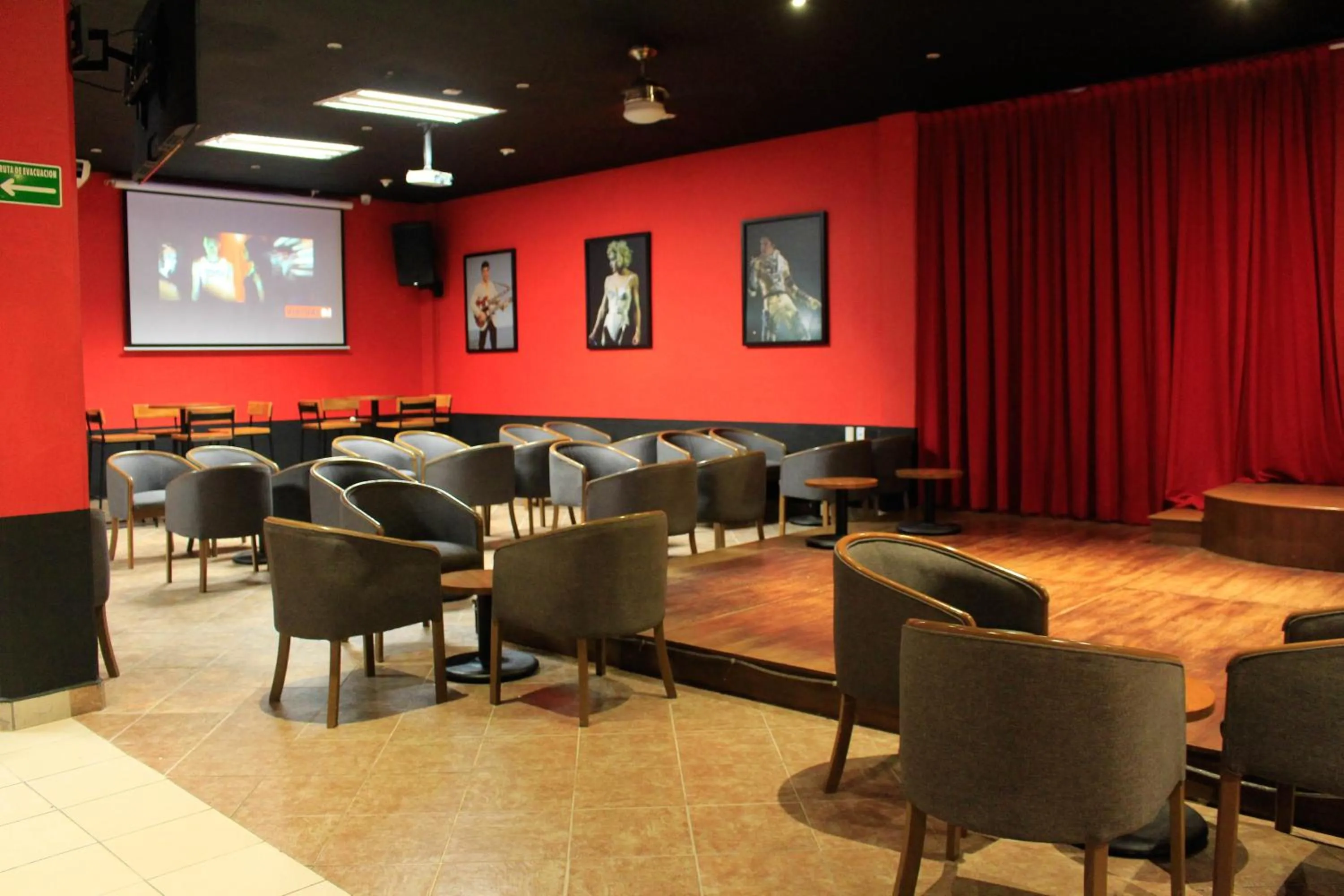 Billiard in Plaza Pelicanos Club Beach Resort All Inclusive