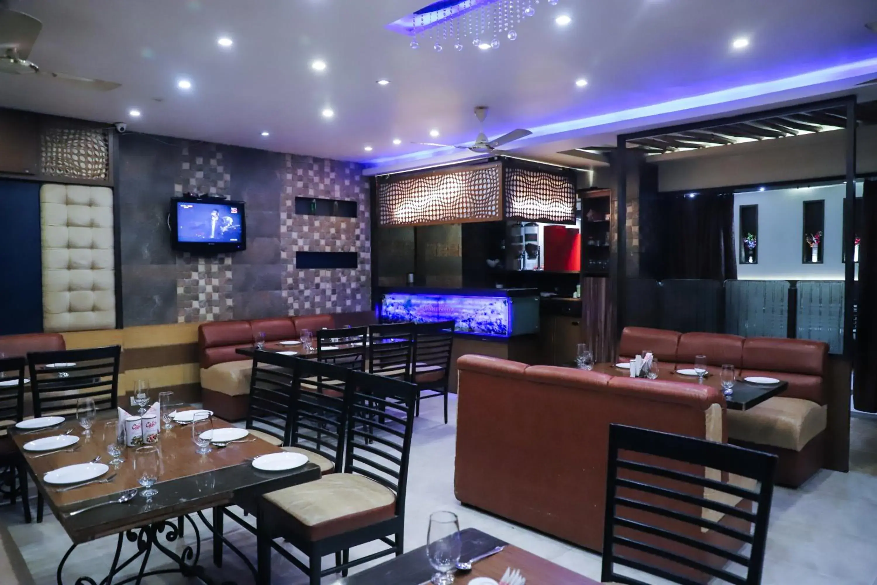 Restaurant/places to eat in Vijan Palace Restaurant/places to eat in Vijan Palace