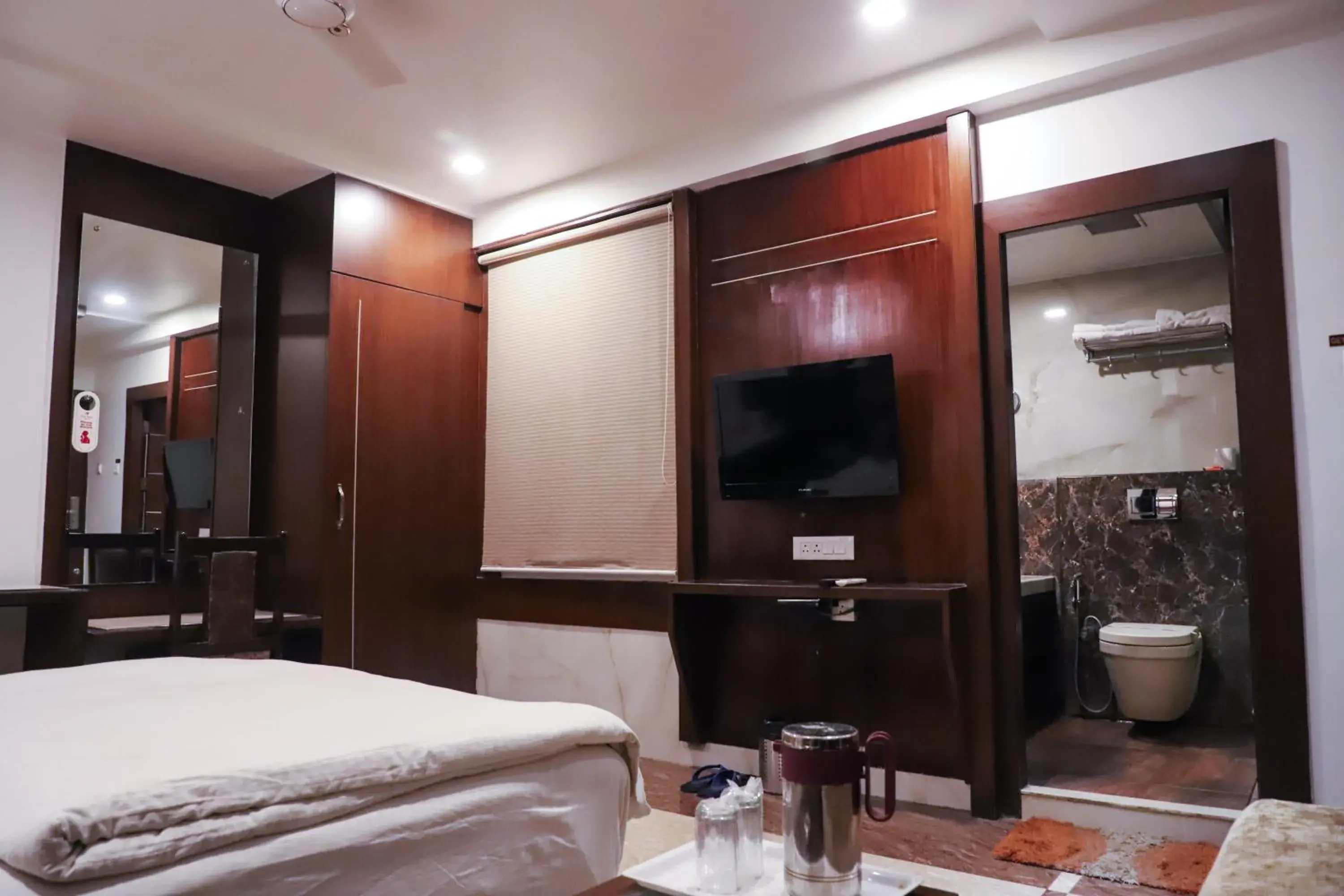 TV and multimedia, Bed in Vijan Palace TV and multimedia, Bed in Vijan Palace