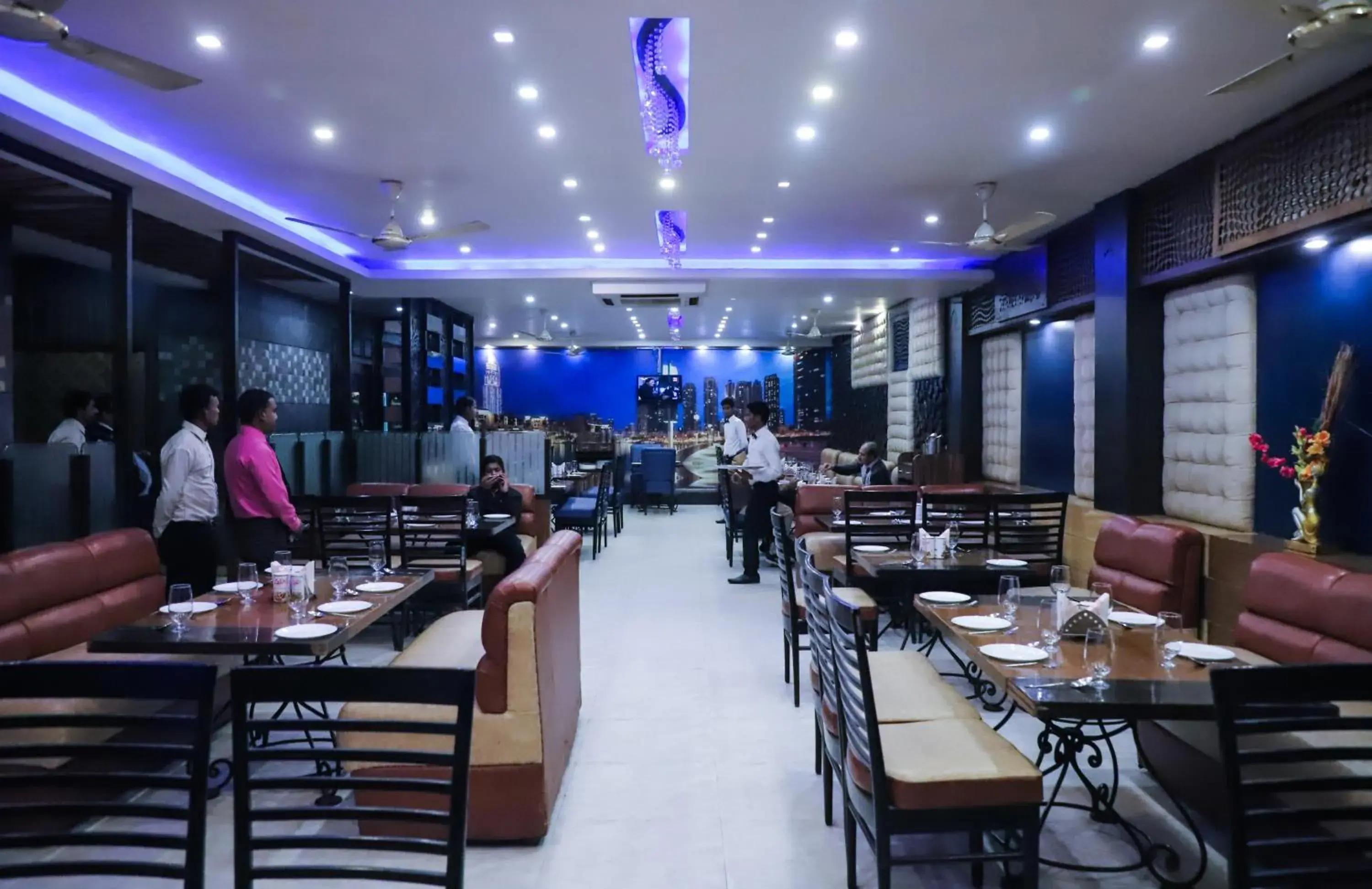 Restaurant/places to eat in Vijan Palace Restaurant/places to eat in Vijan Palace
