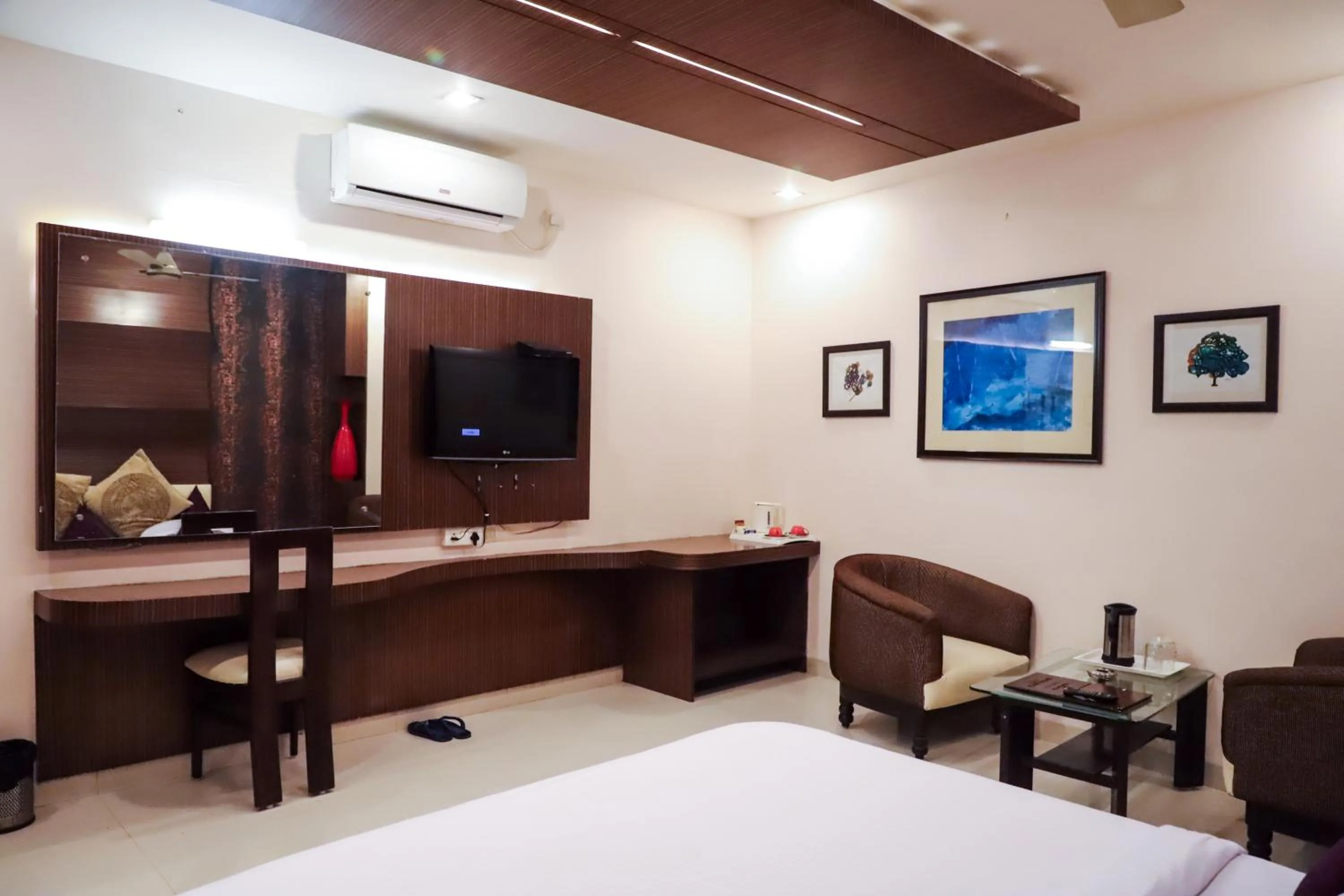 TV and multimedia, Bed in Vijan Palace