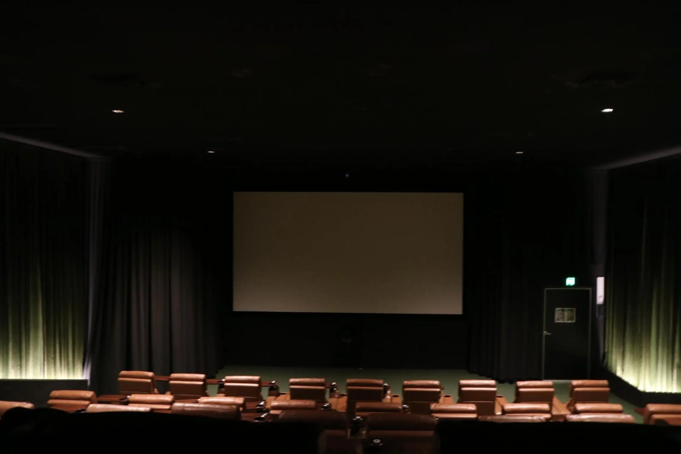 Entertainment in Corowa Golf Club Motel