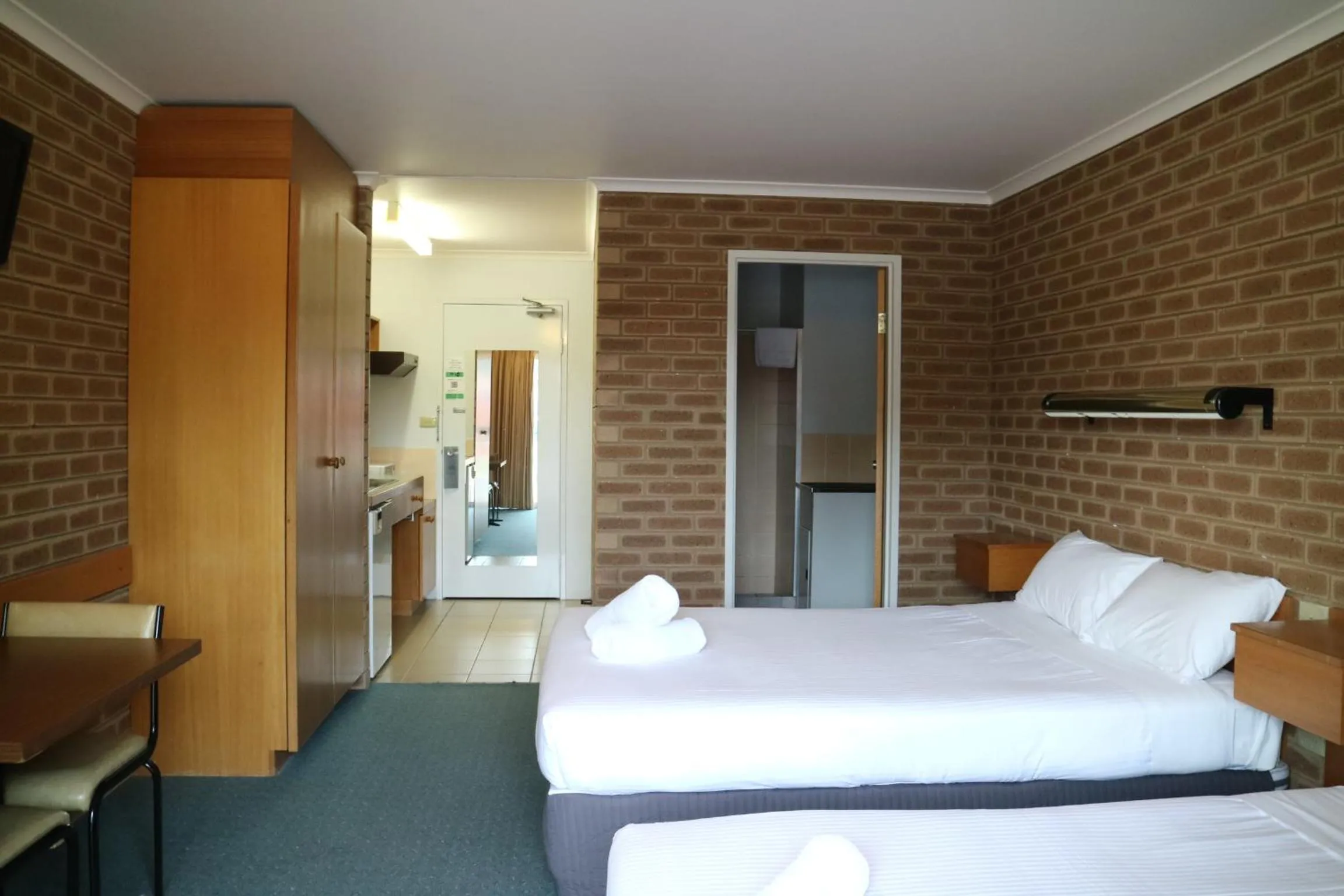 Bedroom, Bed in Corowa Golf Club Motel